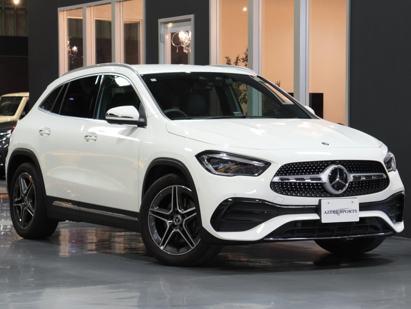 メルセデス・ベンツ　ＧＬＡ２００ｄ　４マチック　ＡＭＧライン