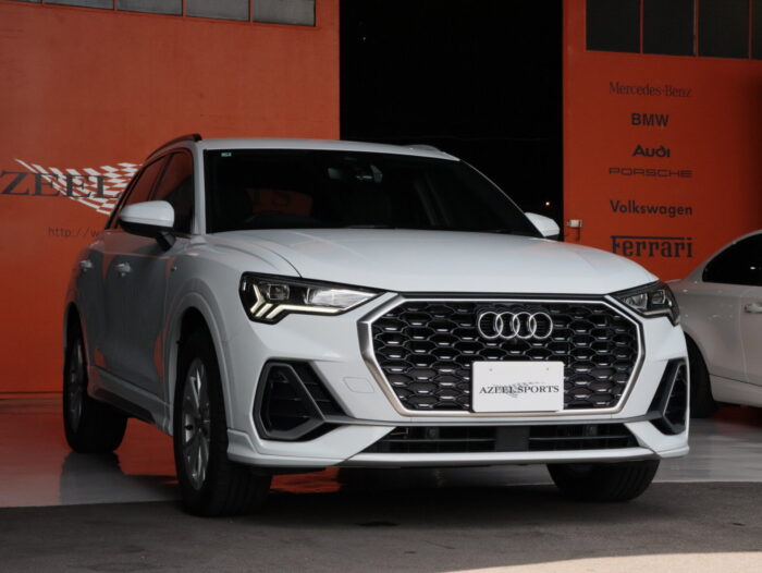 ☆アウディ　Ｑ３　３５ＴＦＳＩ　Ｓライン　納車させていただきました☆