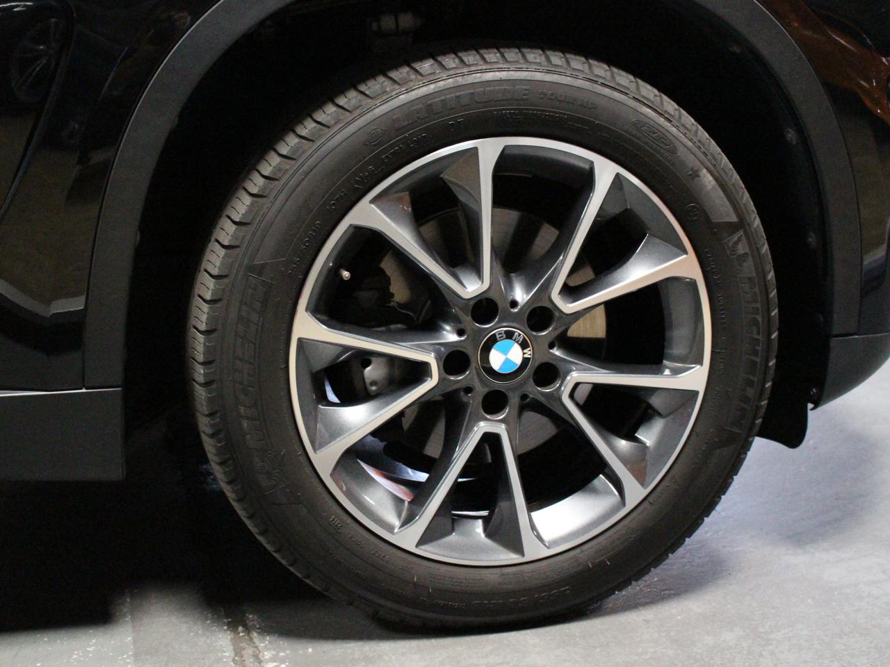 BMW X5 xDrive 35d Xライン