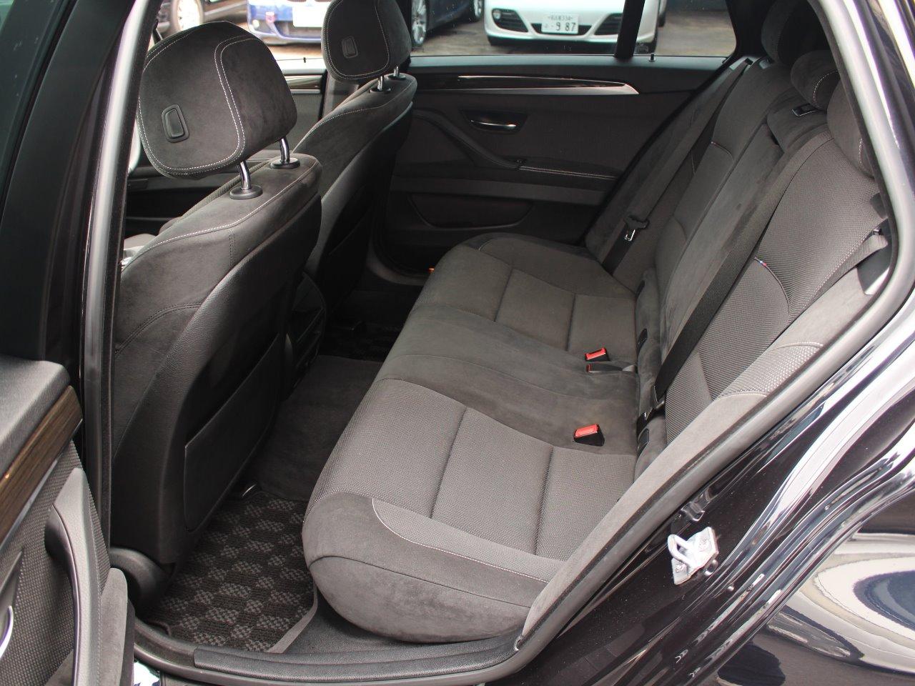 BMW 523iツーリング Mスポーツ