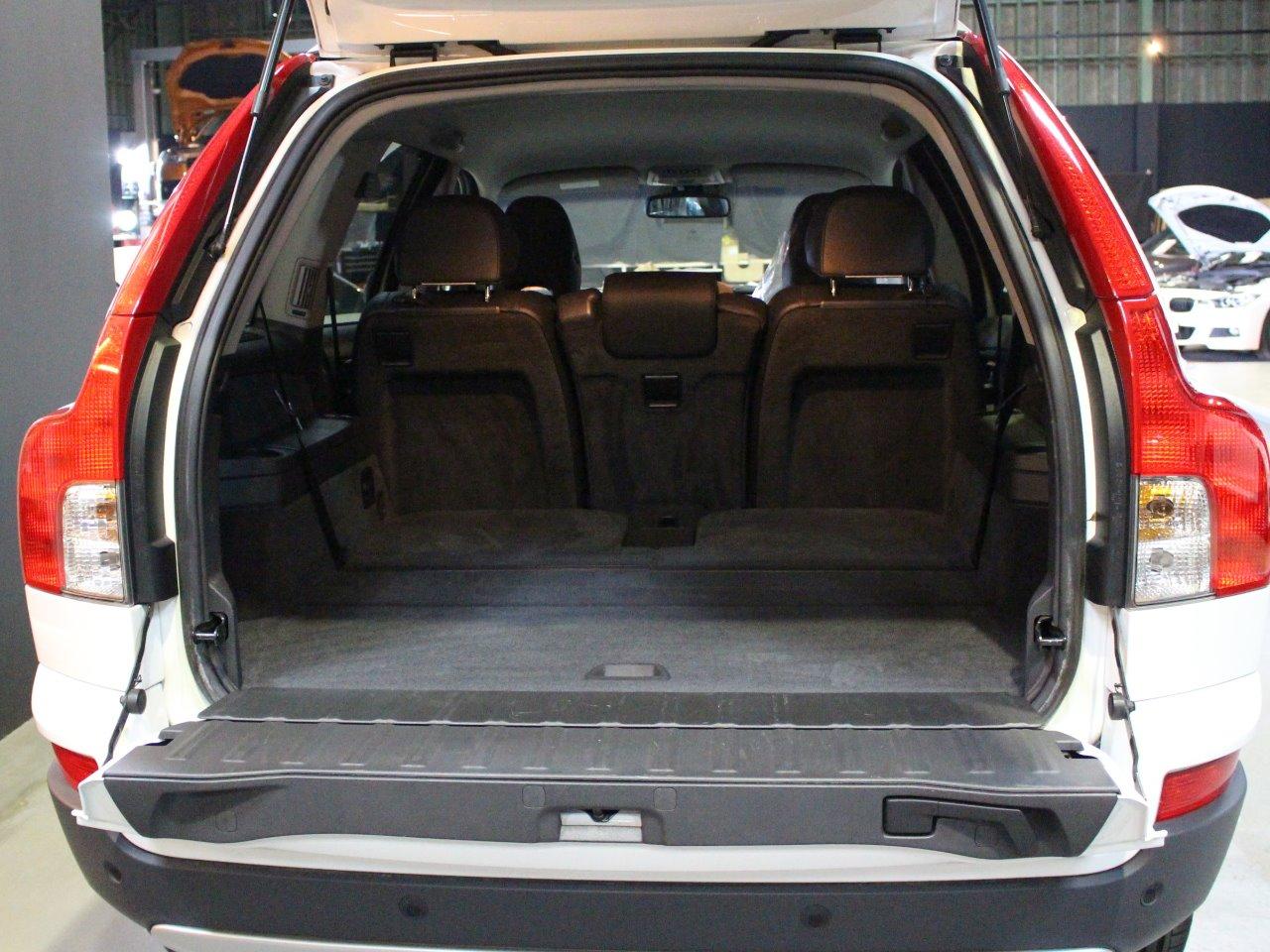 ボルボ XC90 3.2SE AWD
