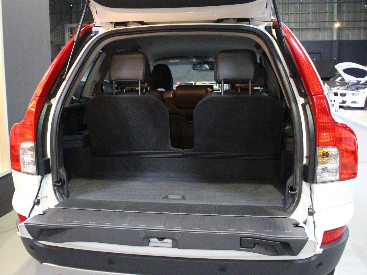ボルボ XC90 3.2SE AWD
