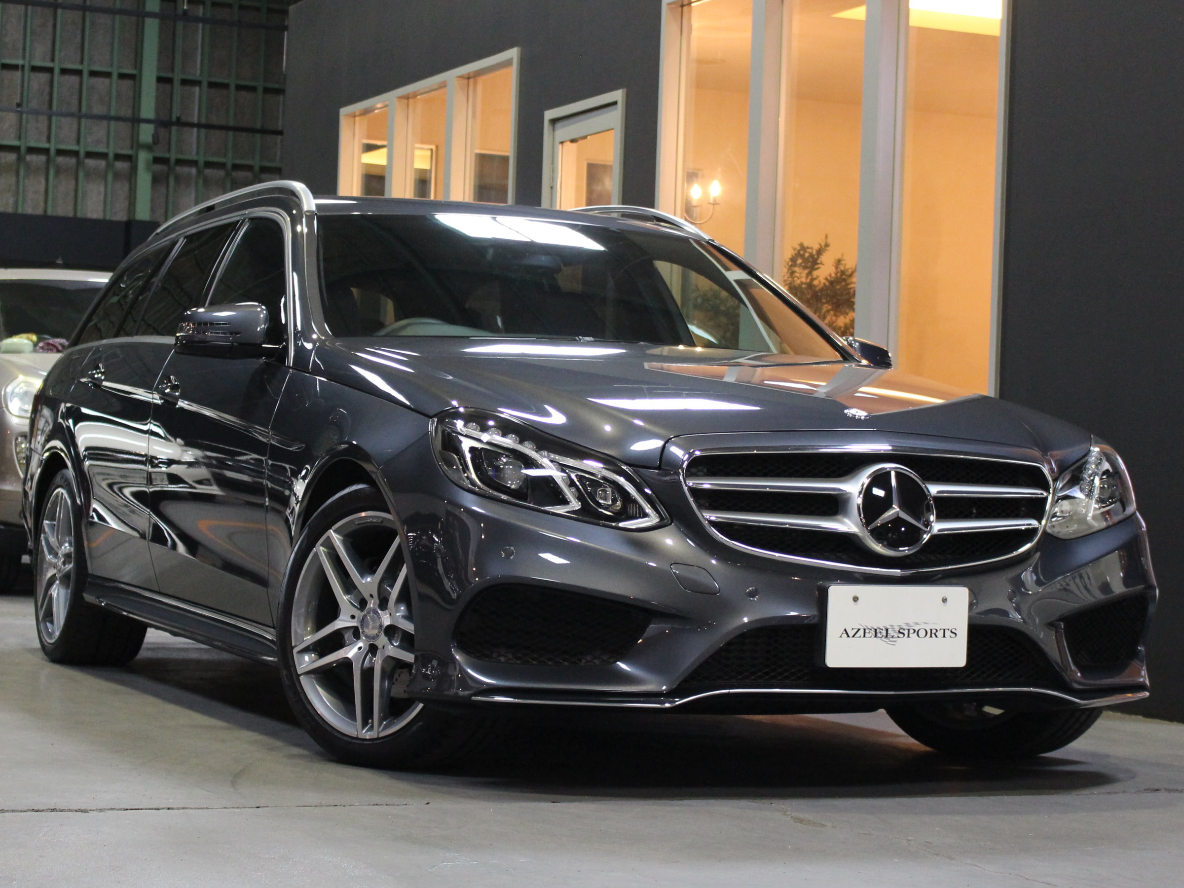 メルセデスベンツ　Ｅ２５０ステーションワゴン　アバンギャルド