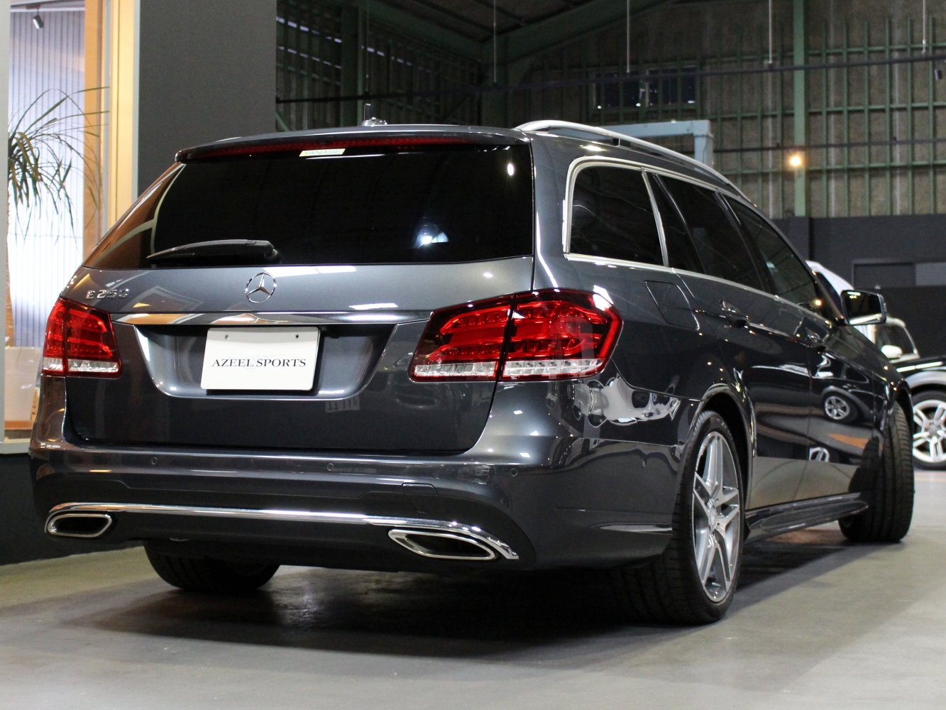 メルセデスベンツ　Ｅ２５０ステーションワゴン　アバンギャルド