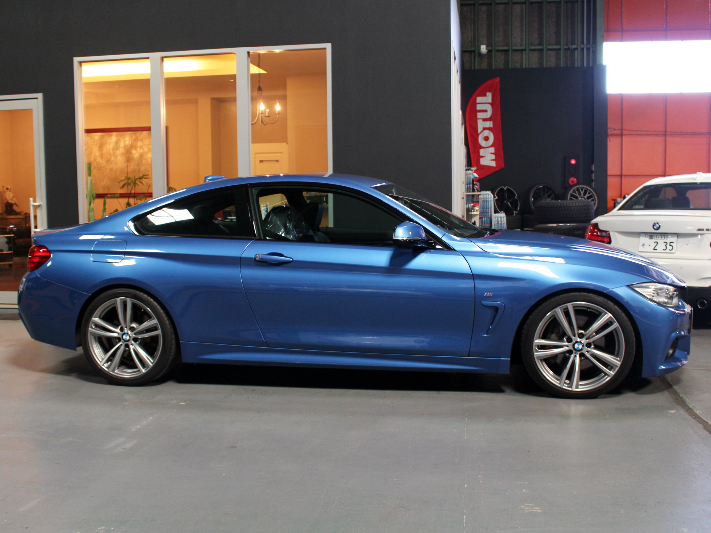 ＢＭＷ ４３５ｉクーペＭスポーツ　