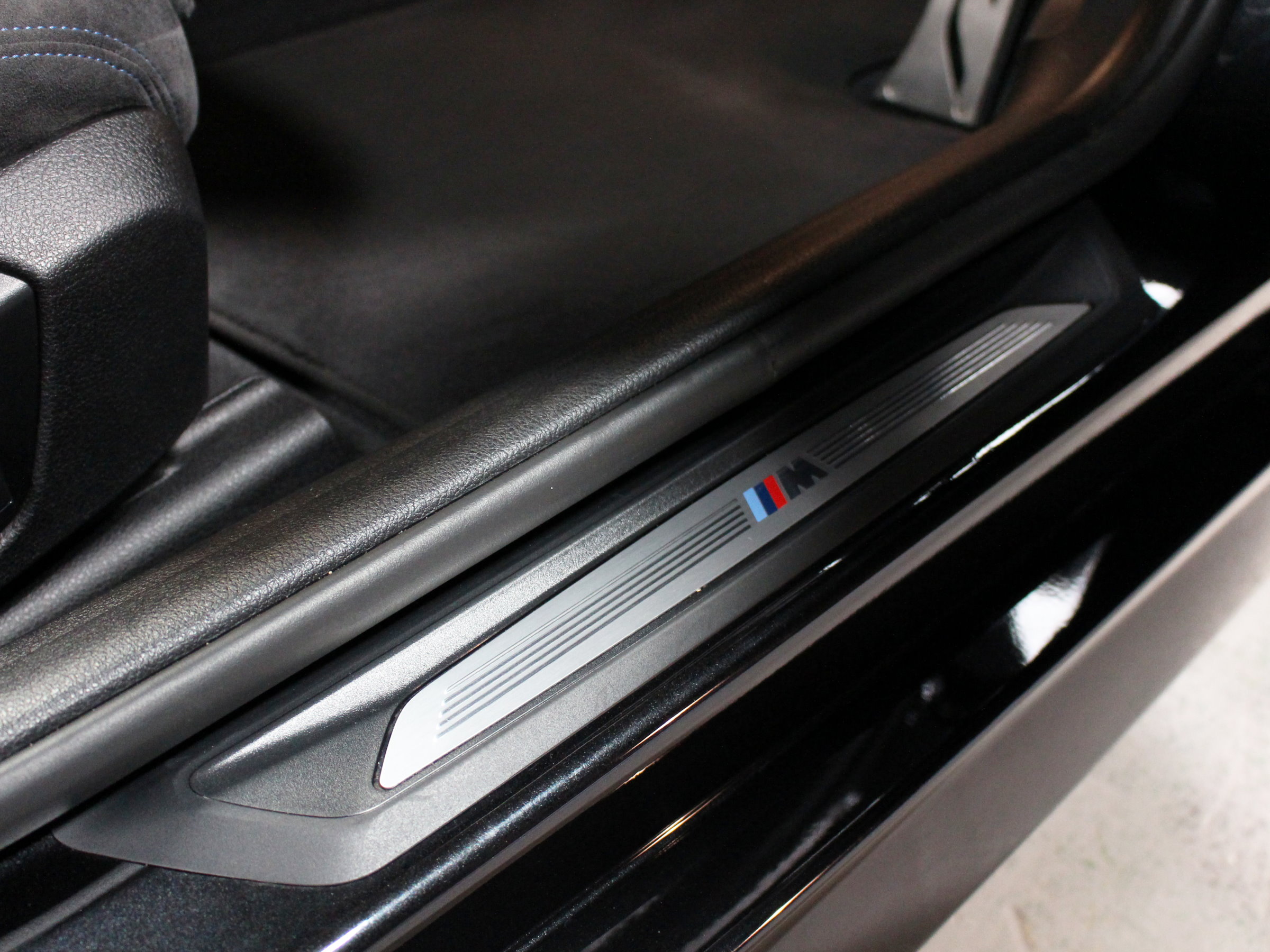 ＢＭＷ ３２０ｄツーリング　Ｍスポーツ　