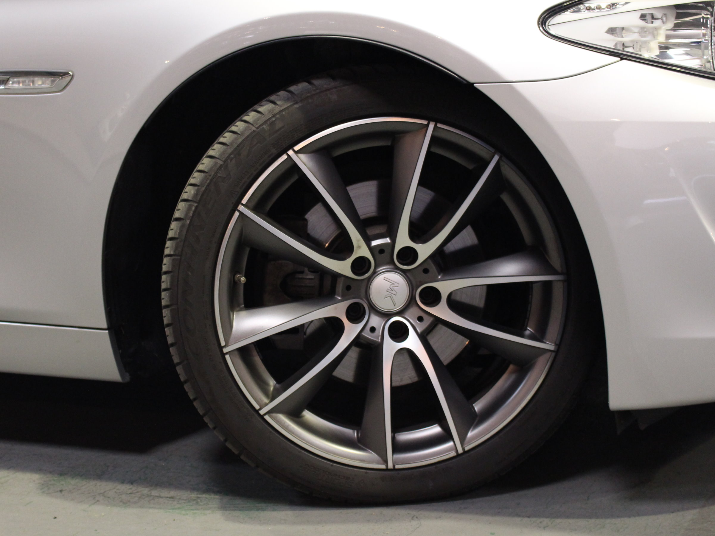 ☆ＢＭＷ　５２３ⅰハイラインパッケージ