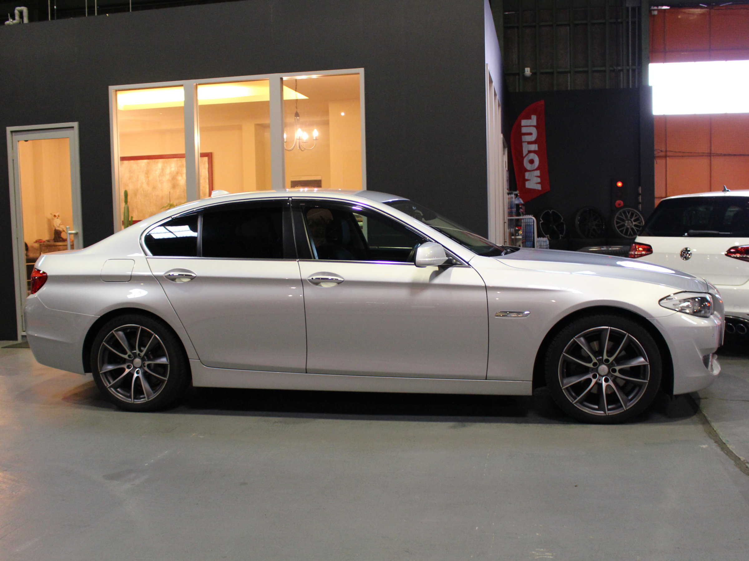 ☆ＢＭＷ　５２３ⅰハイラインパッケージ