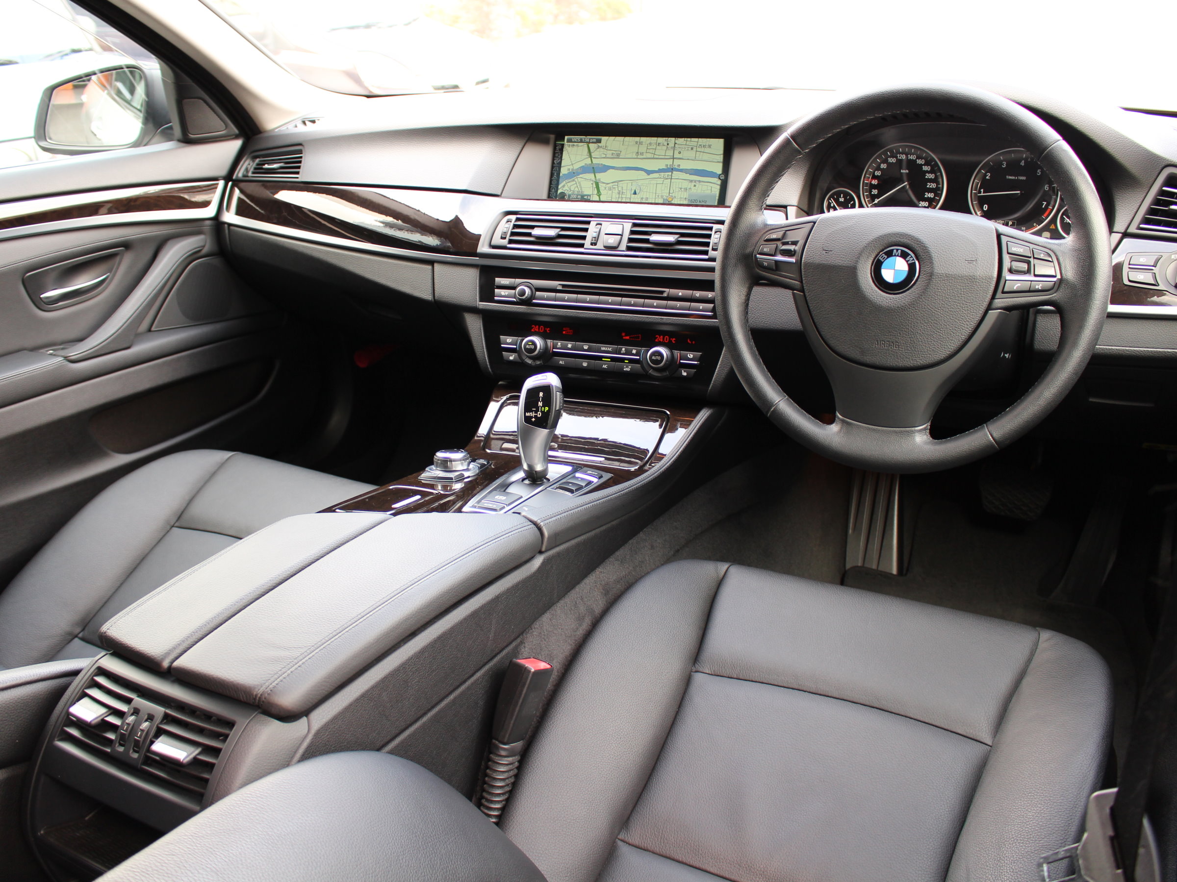 ☆ＢＭＷ　５２３ⅰハイラインパッケージ