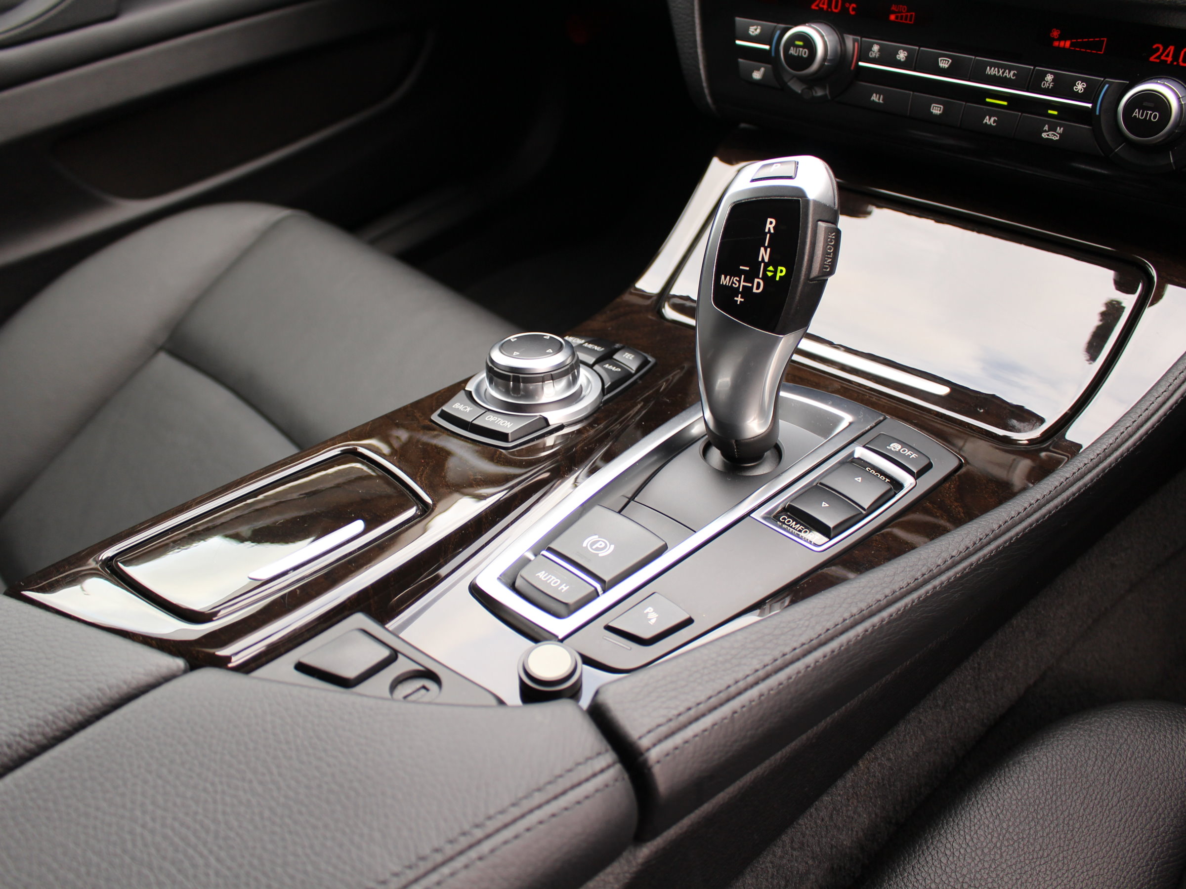 ☆ＢＭＷ　５２３ⅰハイラインパッケージ