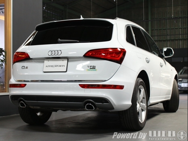 アウディ Q5