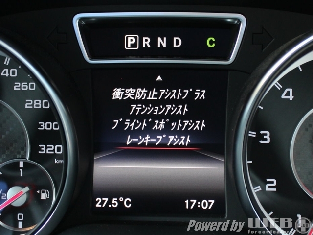 メルセデスベンツ AMG　GLA45　4MATIC