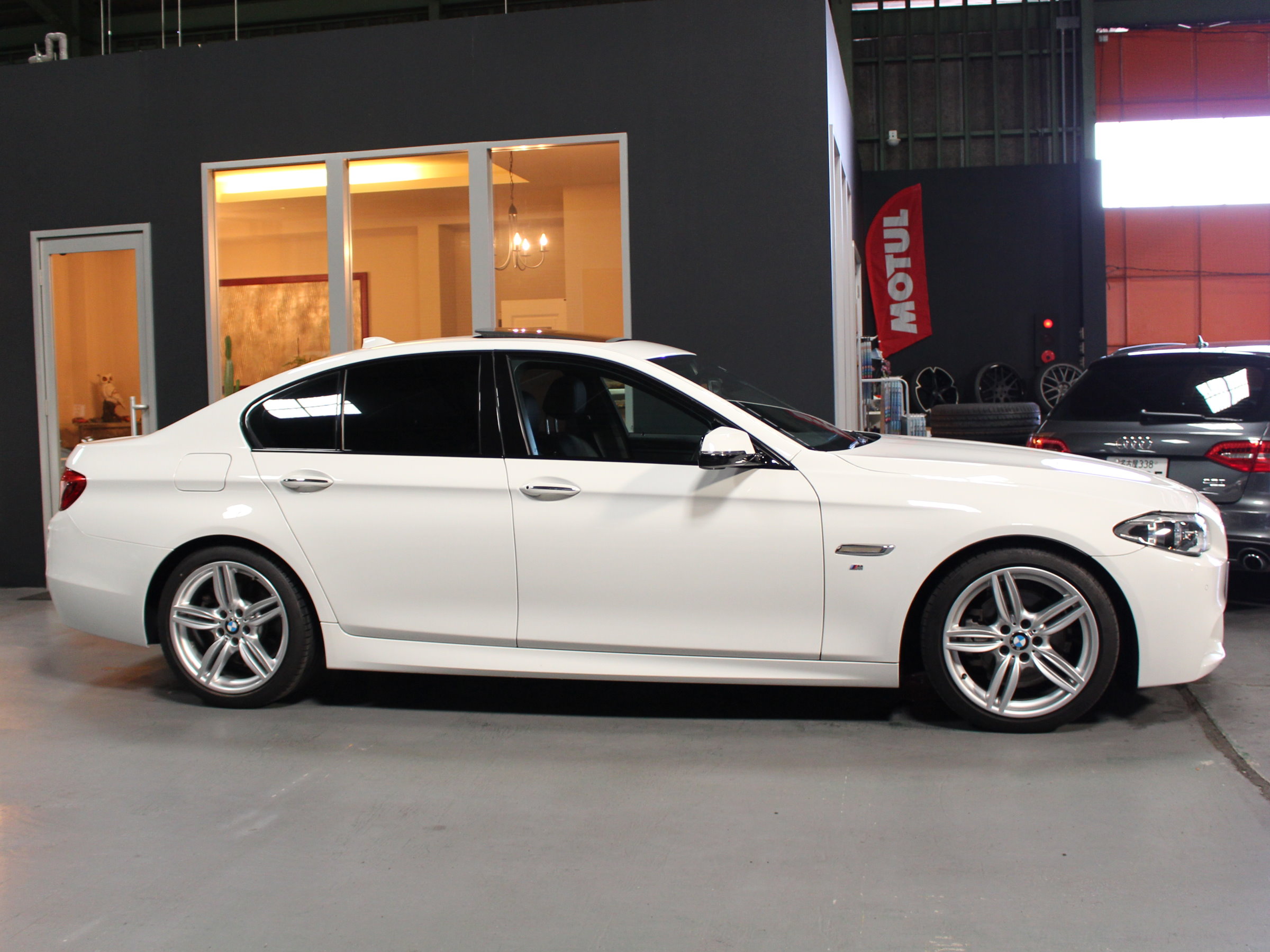 ＢＭＷ　５２８ⅰ　Ｍスポーツ