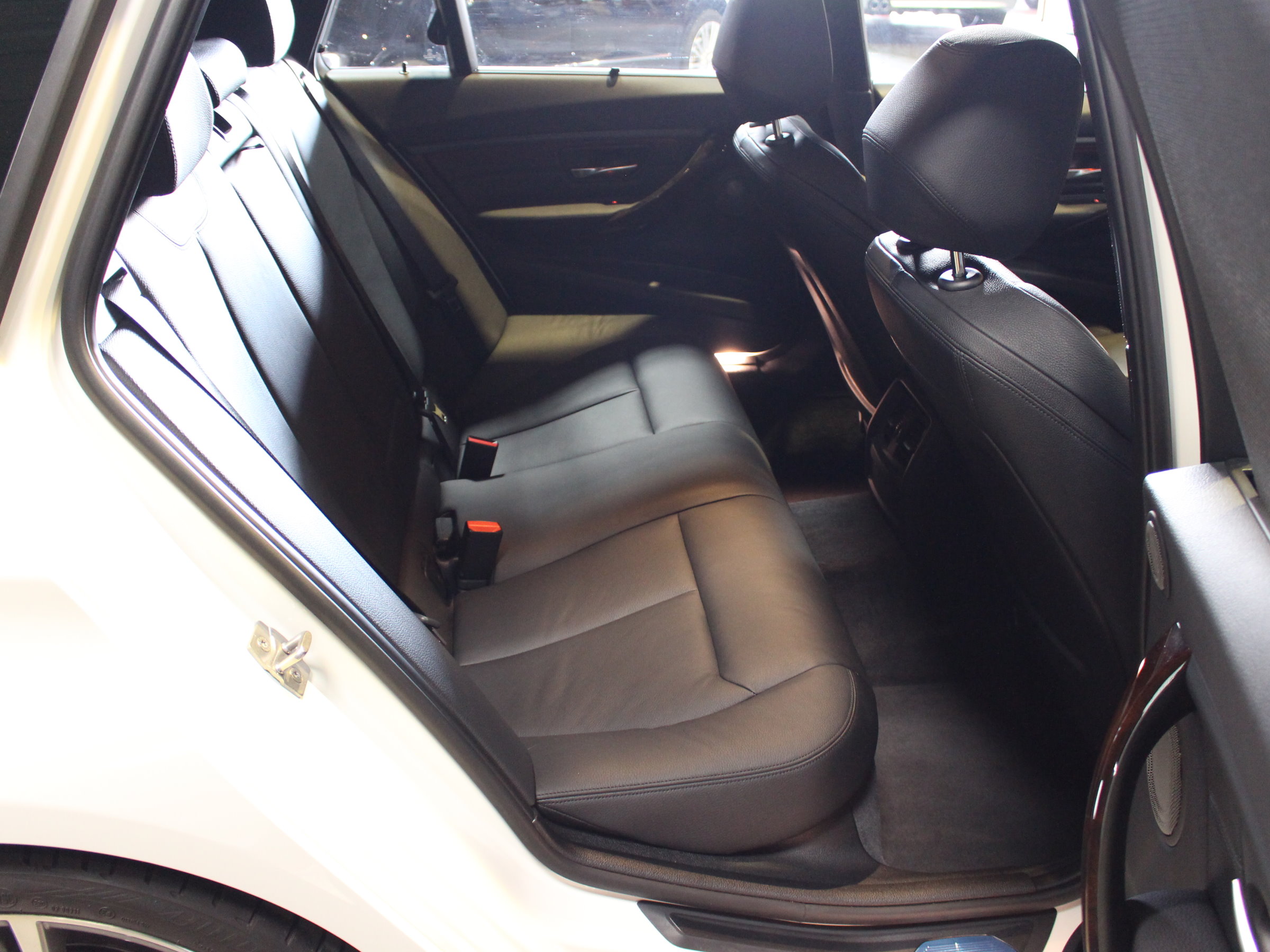 ＢＭＷ　３２０ｄツーリング　Ｍスポーツ
