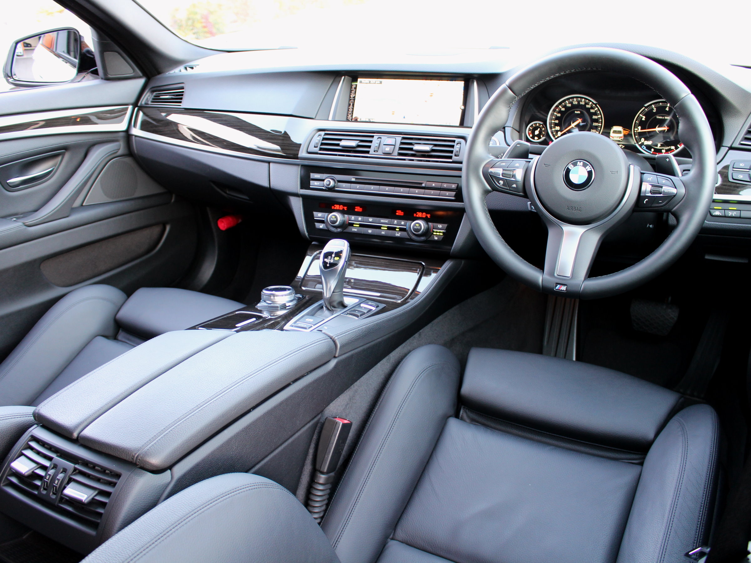 ＢＭＷ　５２８ⅰ　Ｍスポーツ