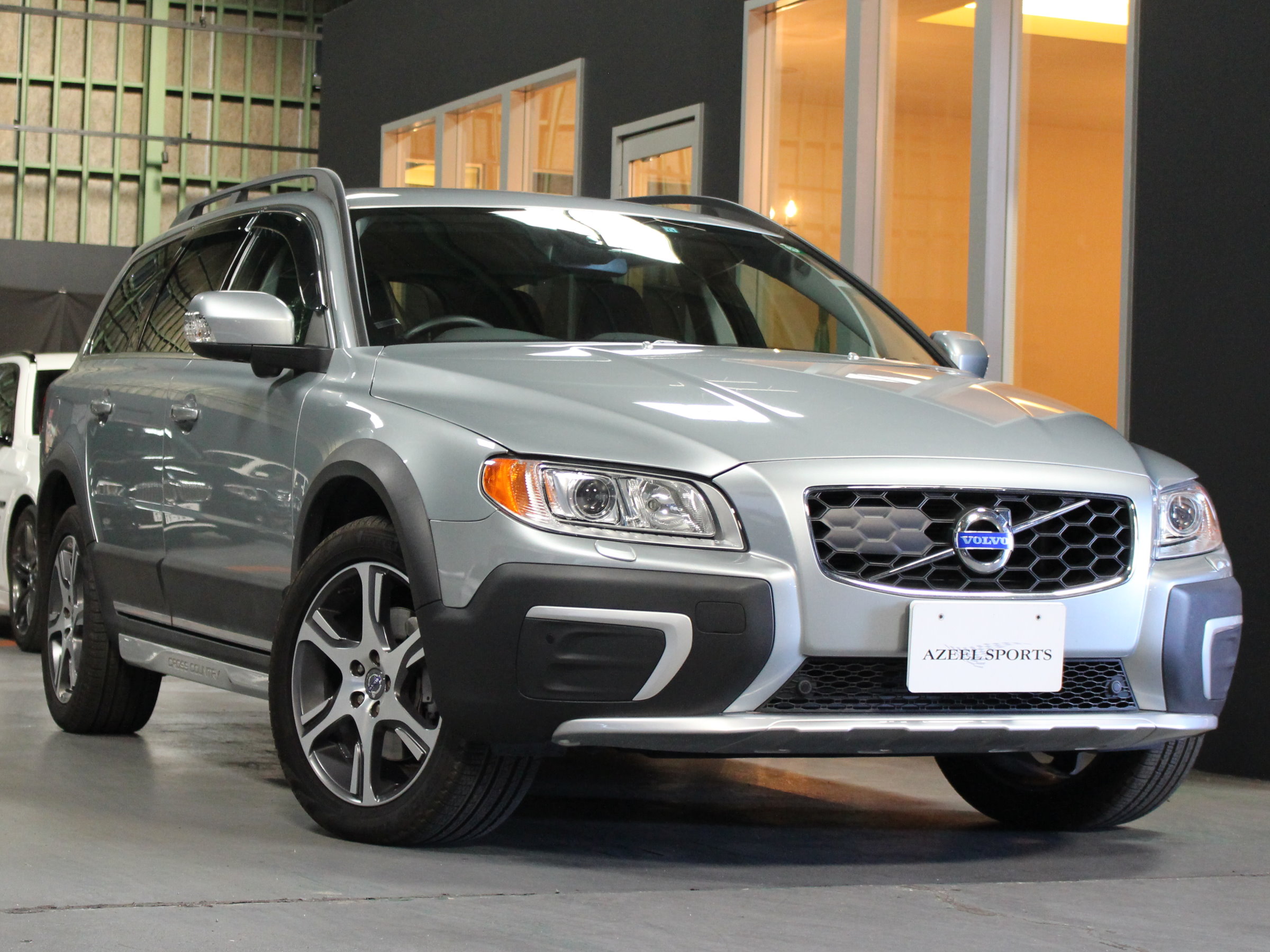 ボルボ　ＸＣ７０　Ｔ６　ＡＷＤ　インスクリプション