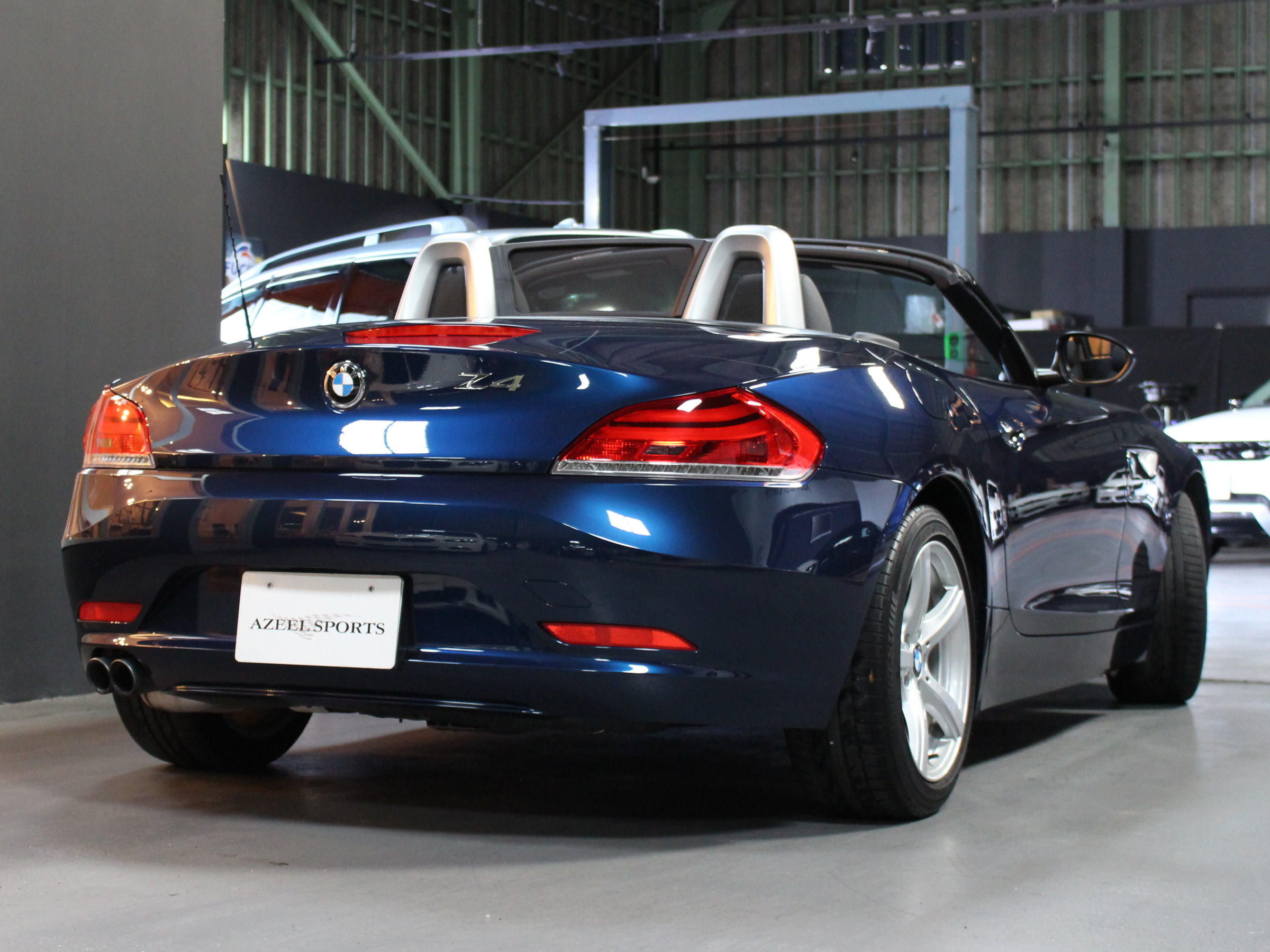 ＢＭＷ　Ｚ４　ｓドライブ２３ⅰ　ハイラインＰＫＧ