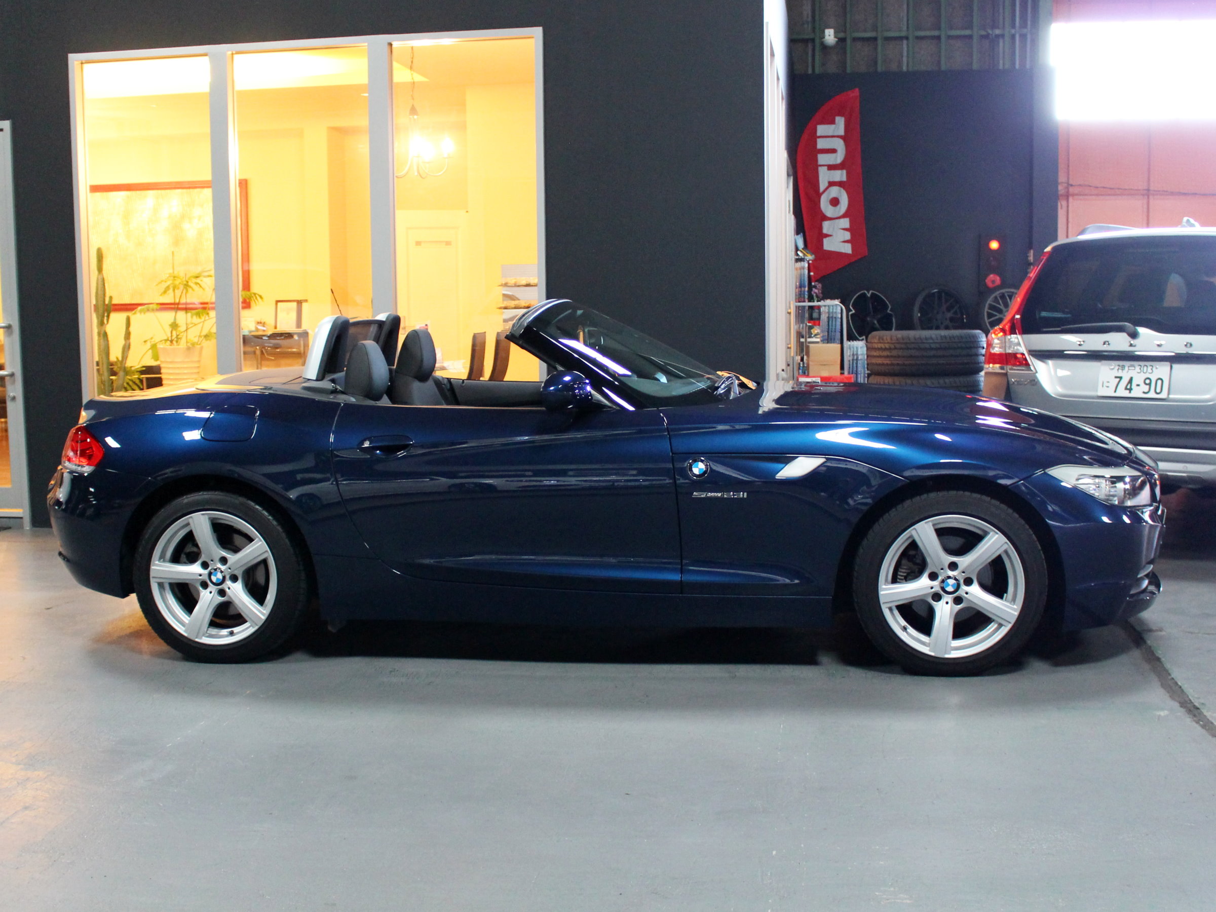 ＢＭＷ　Ｚ４　ｓドライブ２３ⅰ　ハイラインＰＫＧ