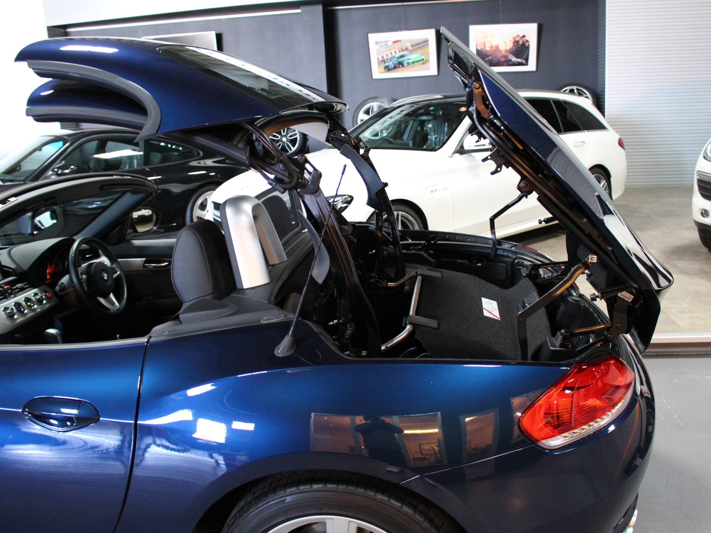 ＢＭＷ　Ｚ４　ｓドライブ２３ⅰ　ハイラインＰＫＧ