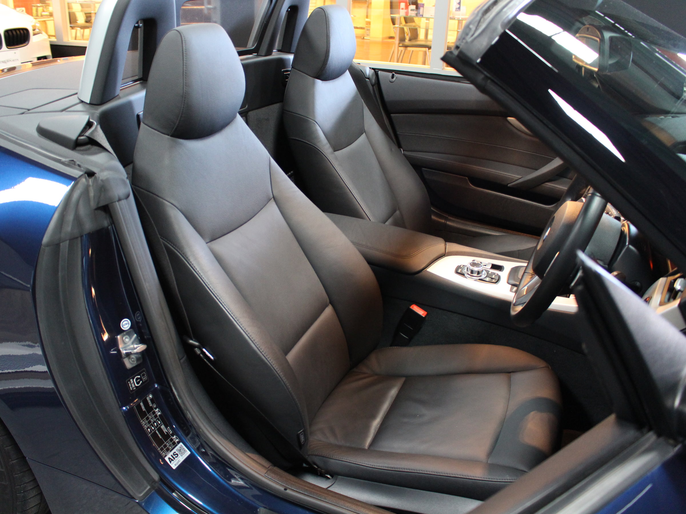ＢＭＷ　Ｚ４　ｓドライブ２３ⅰ　ハイラインＰＫＧ