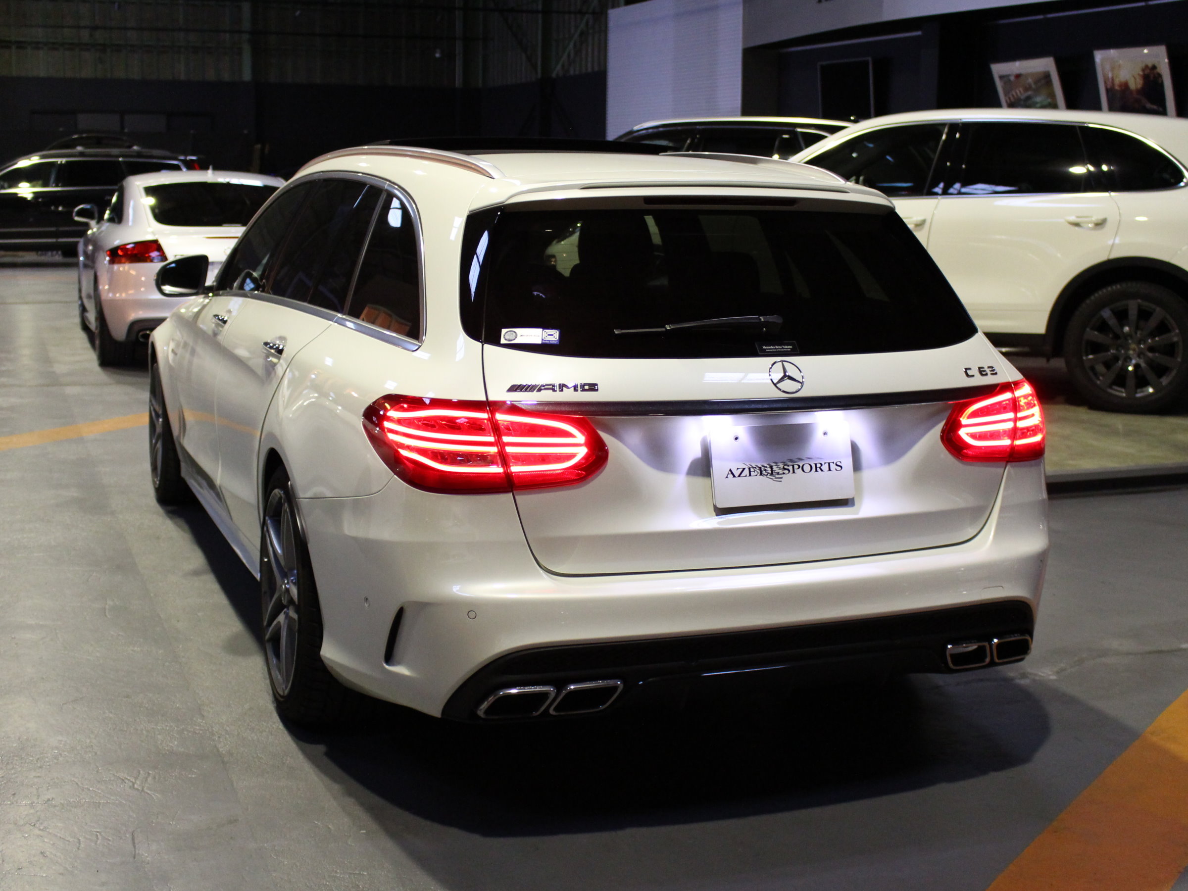 メルセデスＡＭＧ　Ｃ６３ステーションワゴン