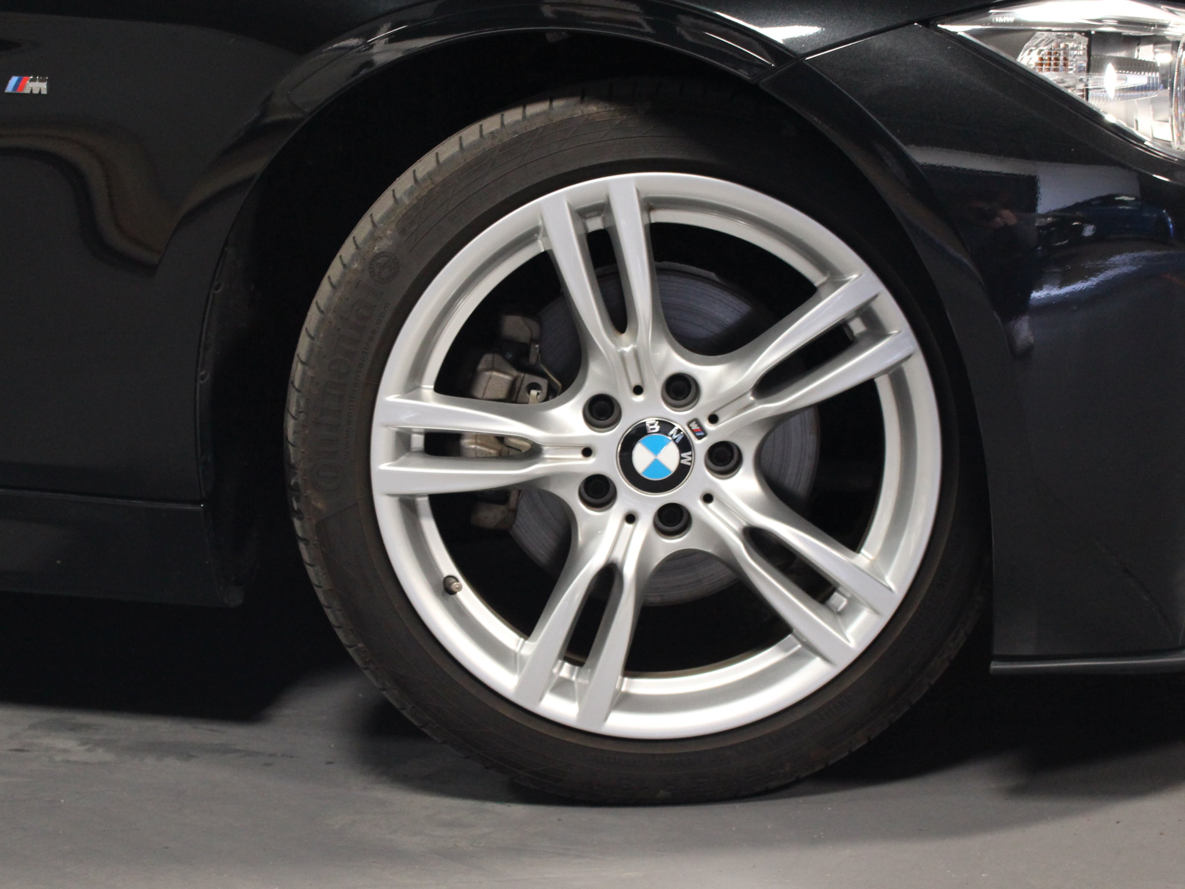 ＢＭＷ　３２０ｄ　Ｍスポーツ
