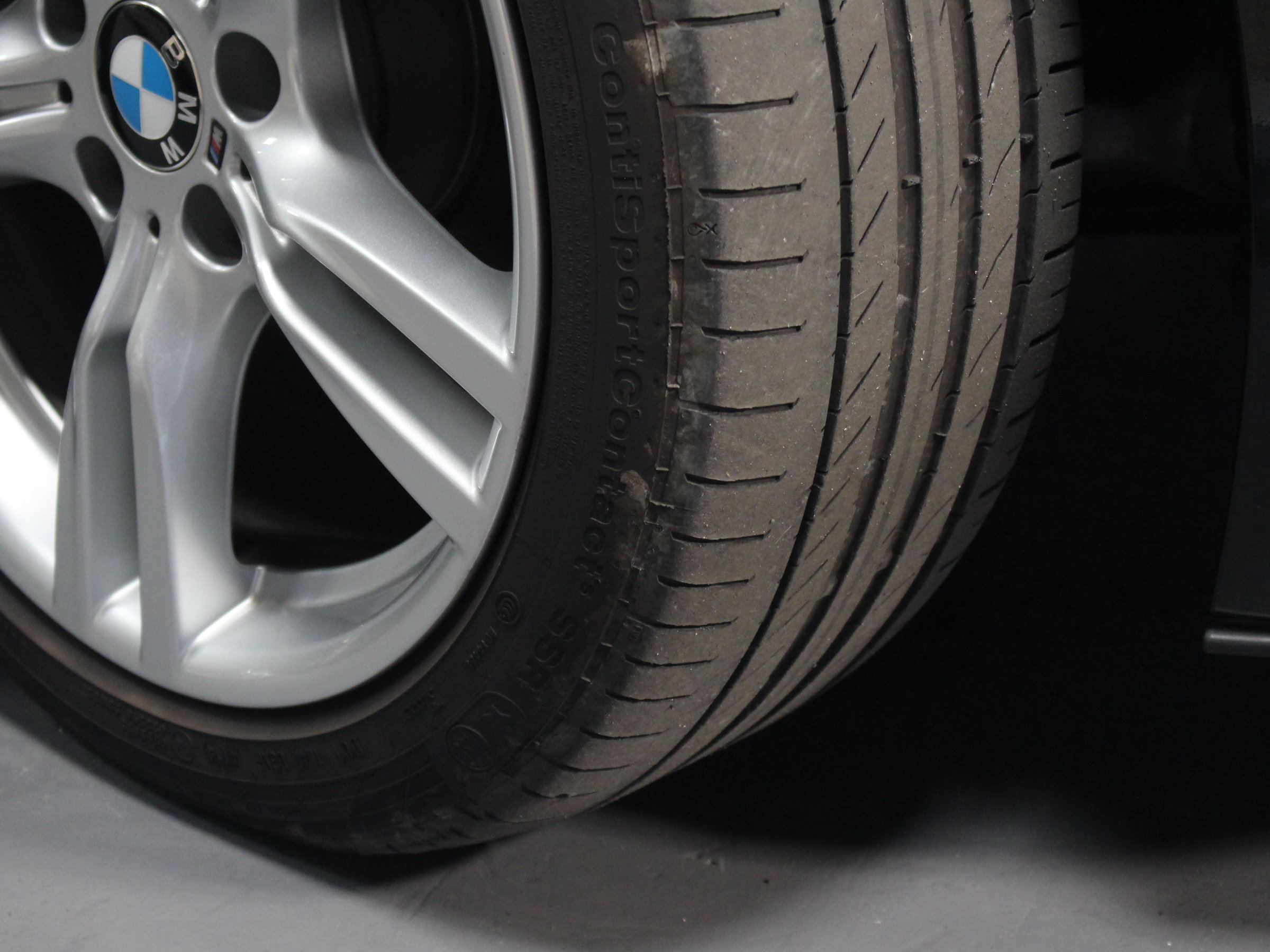 ＢＭＷ　３２０ｄ　Ｍスポーツ
