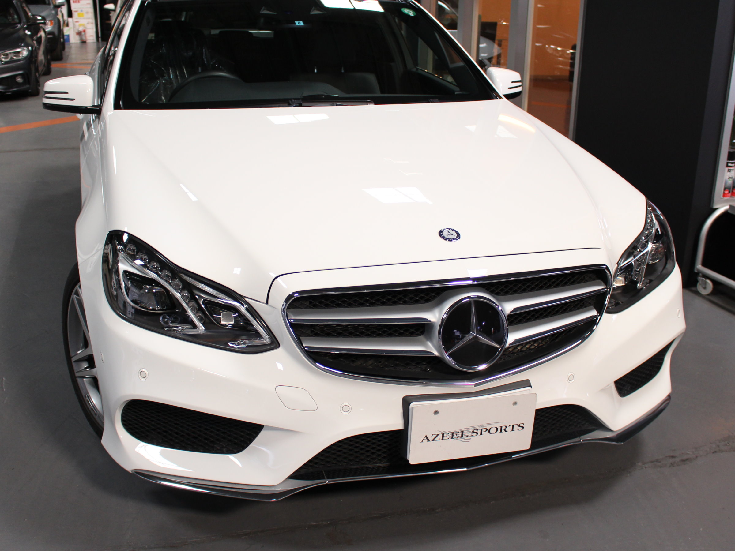 メルセデスベンツ　Ｅ２５０ステーションワゴン　アバンギャルド