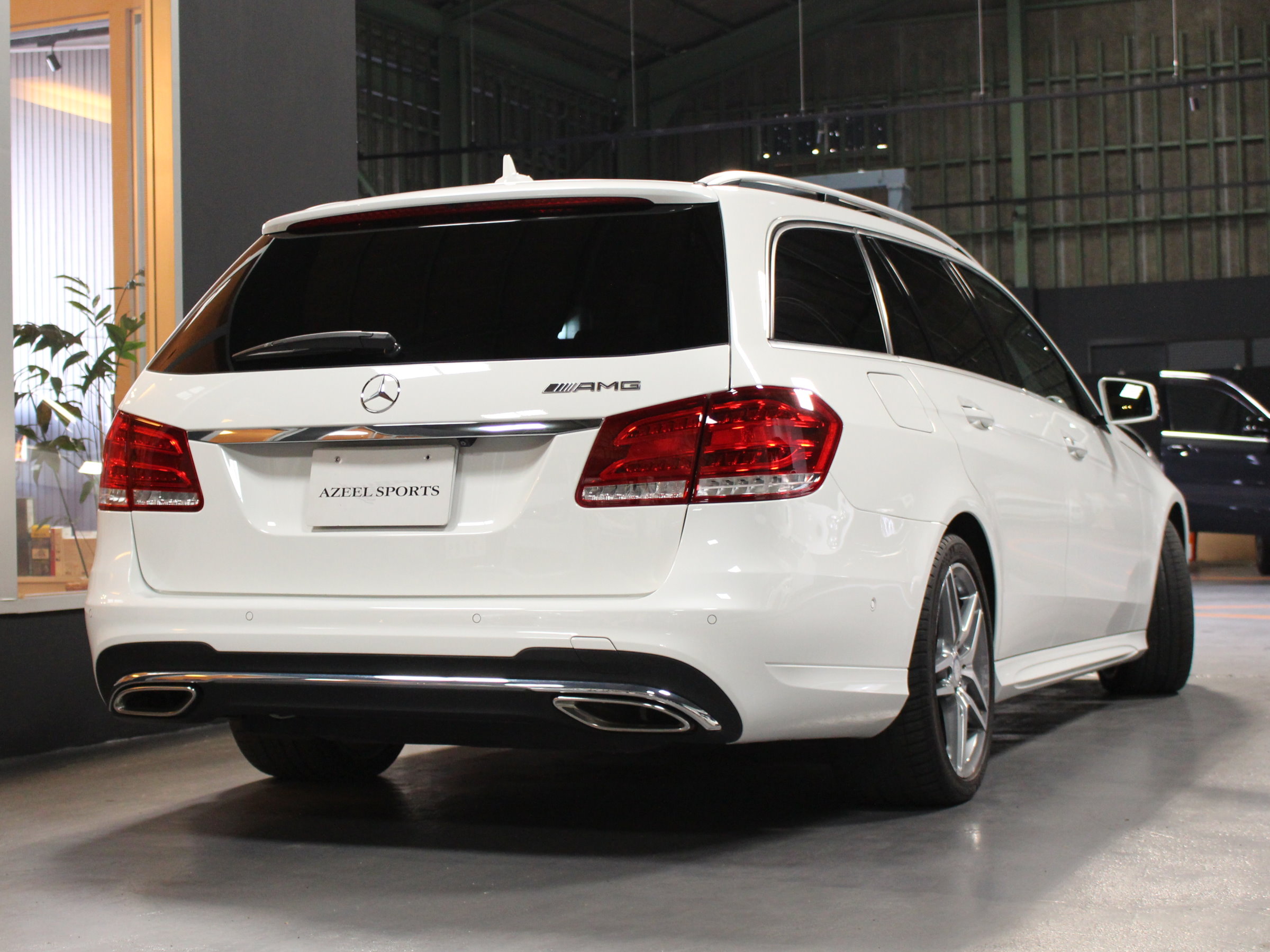 メルセデスベンツ　Ｅ２５０ステーションワゴン　アバンギャルド