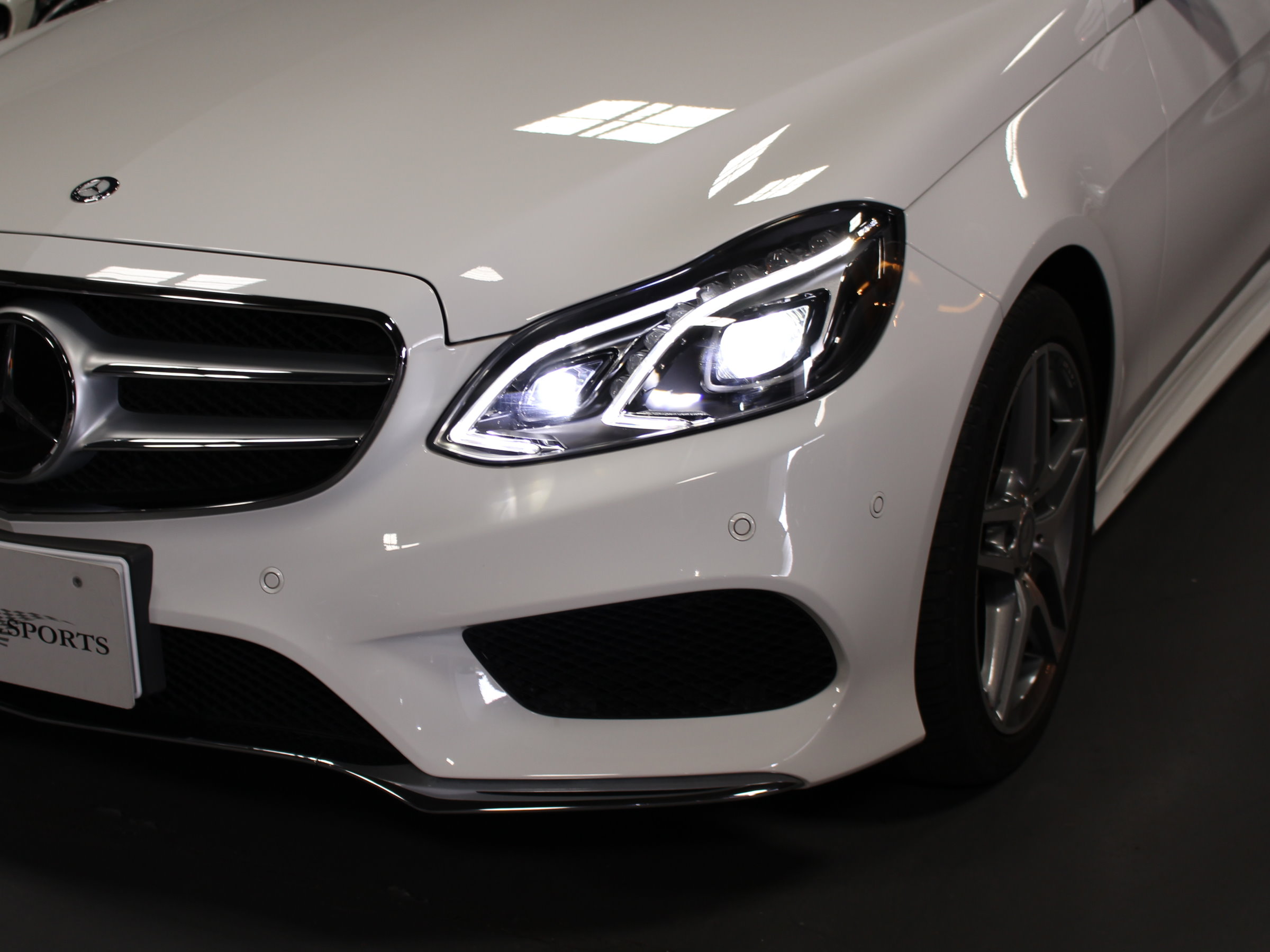 メルセデスベンツ　Ｅ２５０ステーションワゴン　アバンギャルド