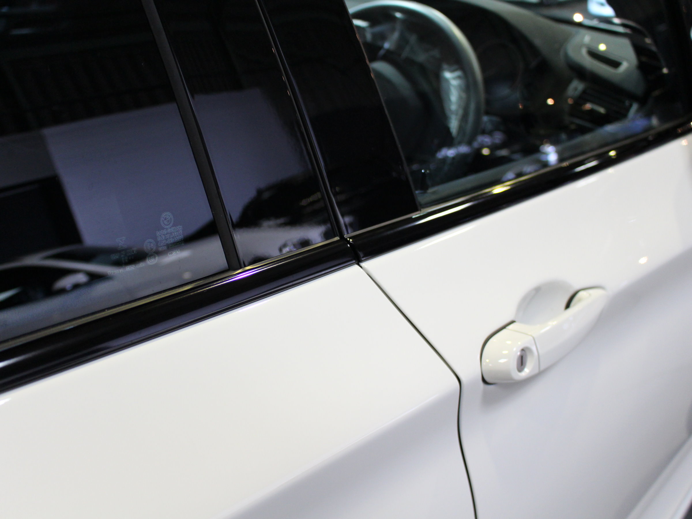ＢＭＷ　Ｘ３　ｘドライブ２０ｄ　Ｍスポーツ