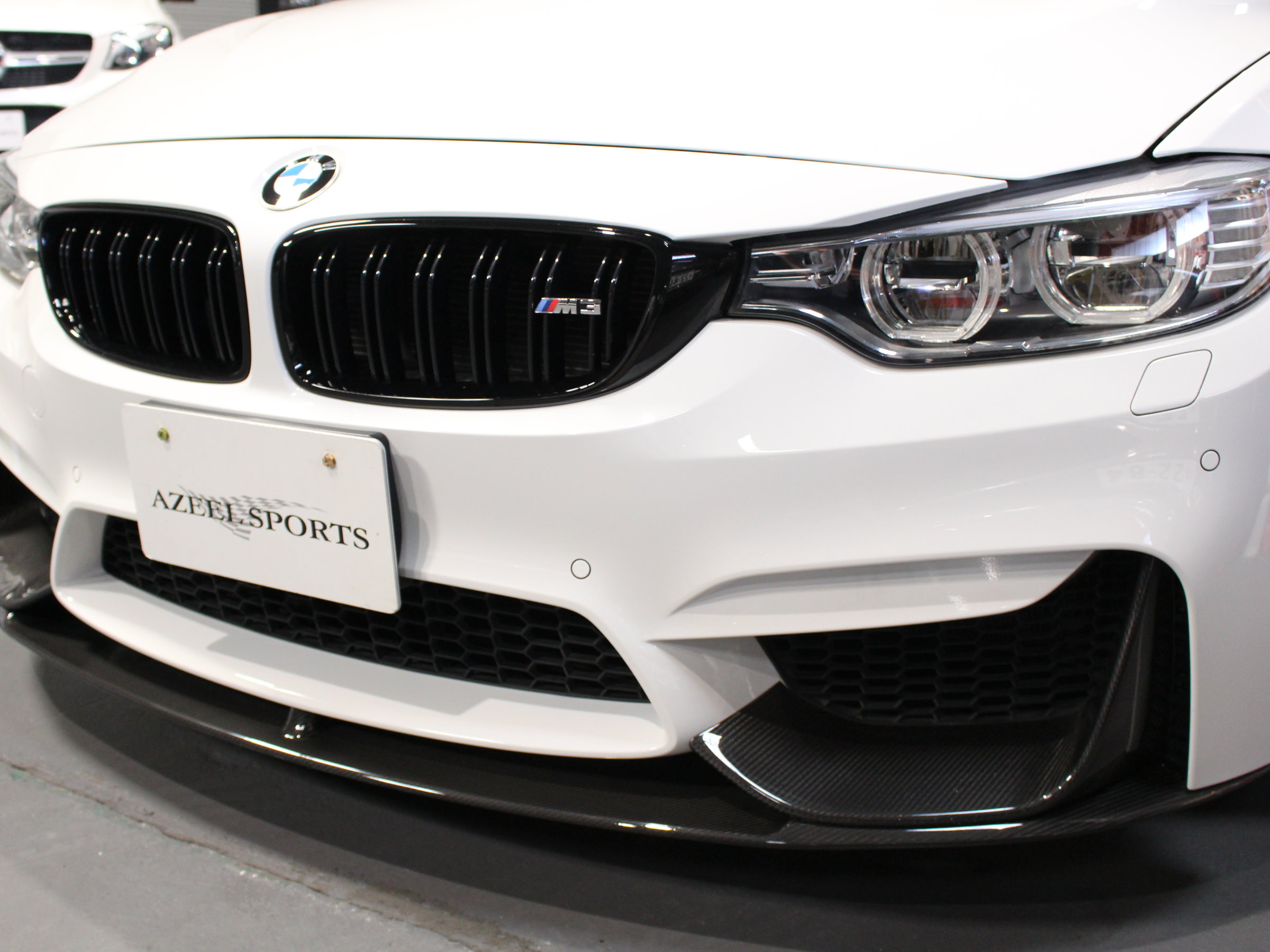 ＢＭＷ　Ｍ３セダン　ＭパフォーマンスカーボンエアロＰＫＧ