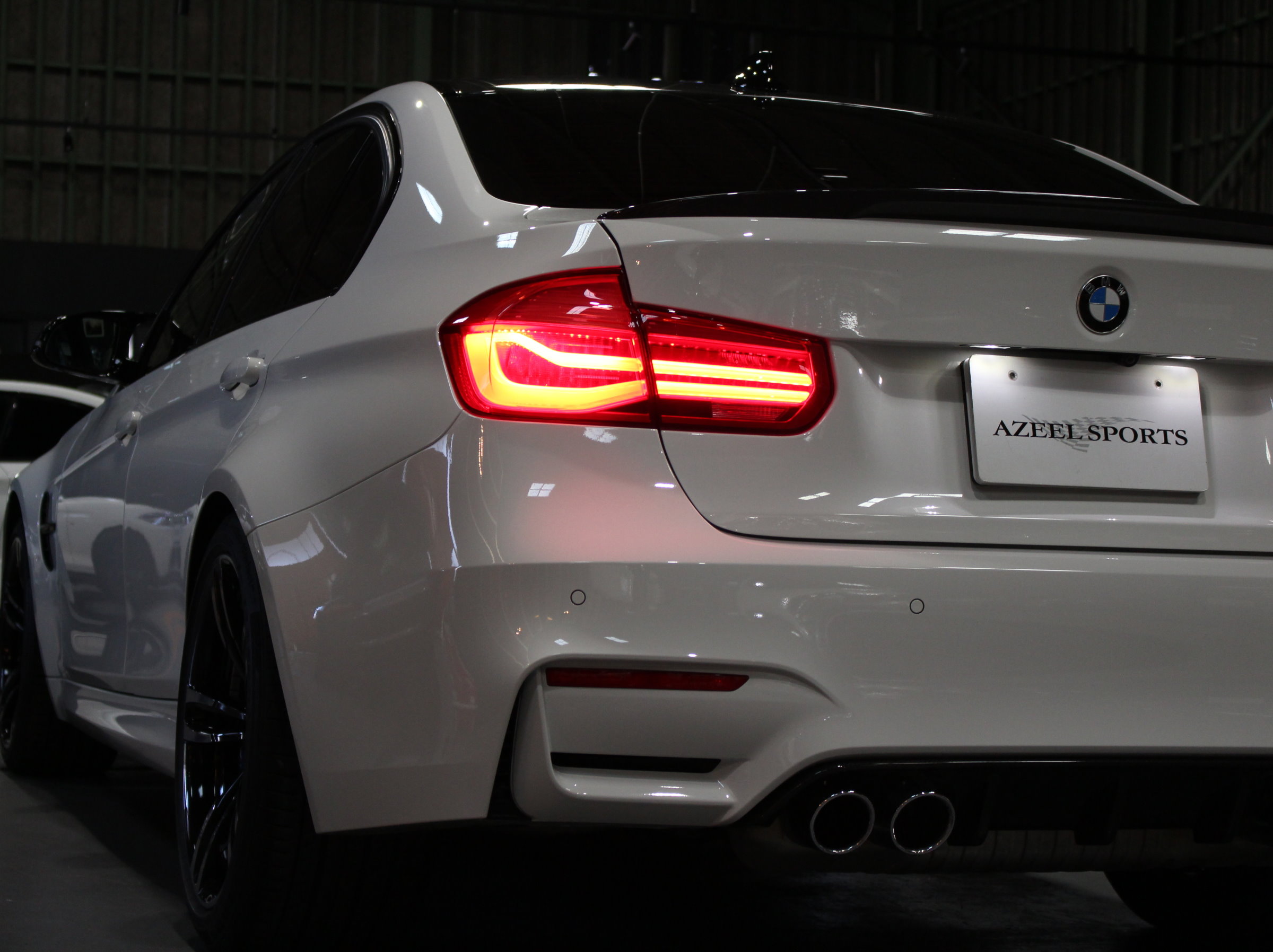 ＢＭＷ　Ｍ３セダン　ＭパフォーマンスカーボンエアロＰＫＧ