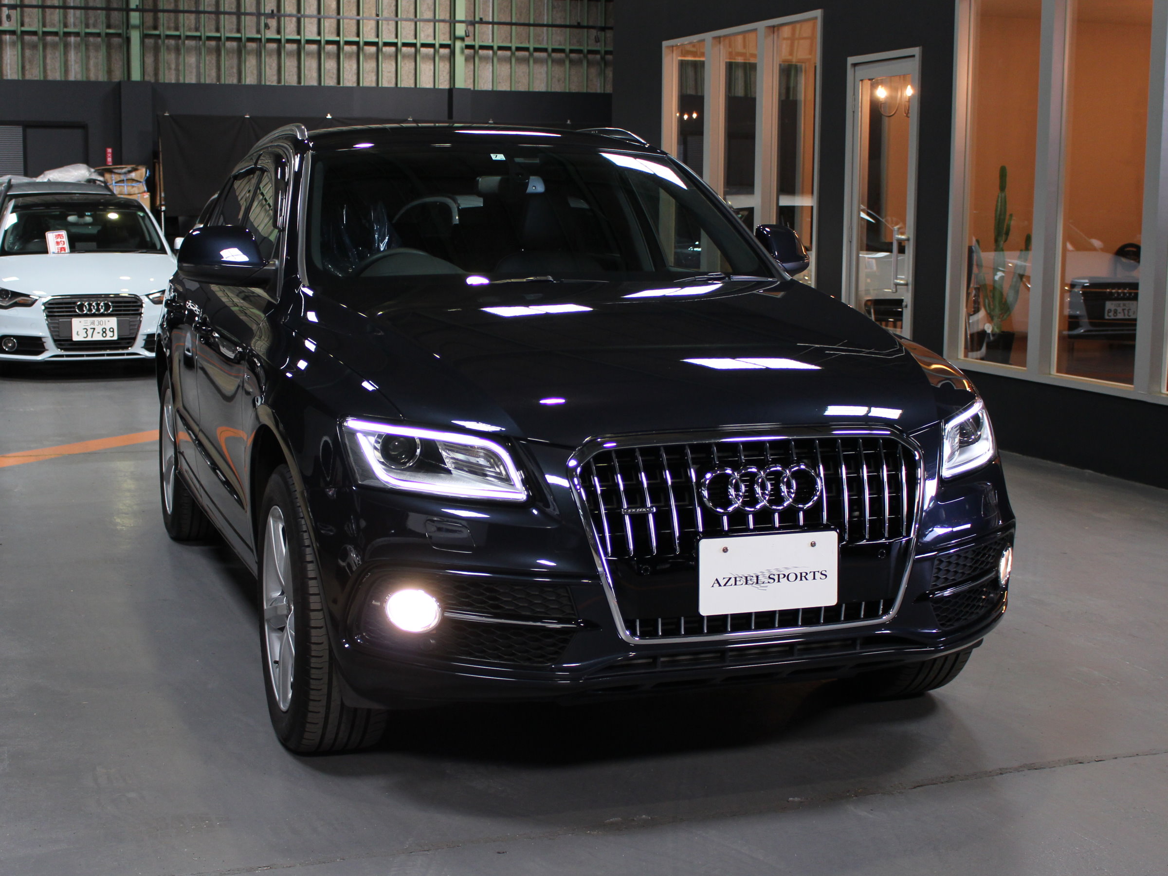 アウディ　Ｑ５　２．０ＴＦＳＩクワトロ　Ｓライン