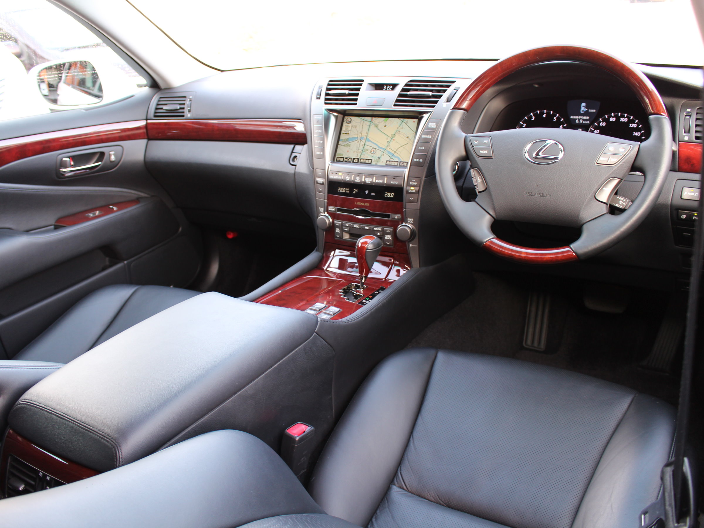 レクサス　ＬＳ４６０　バージョンＳ