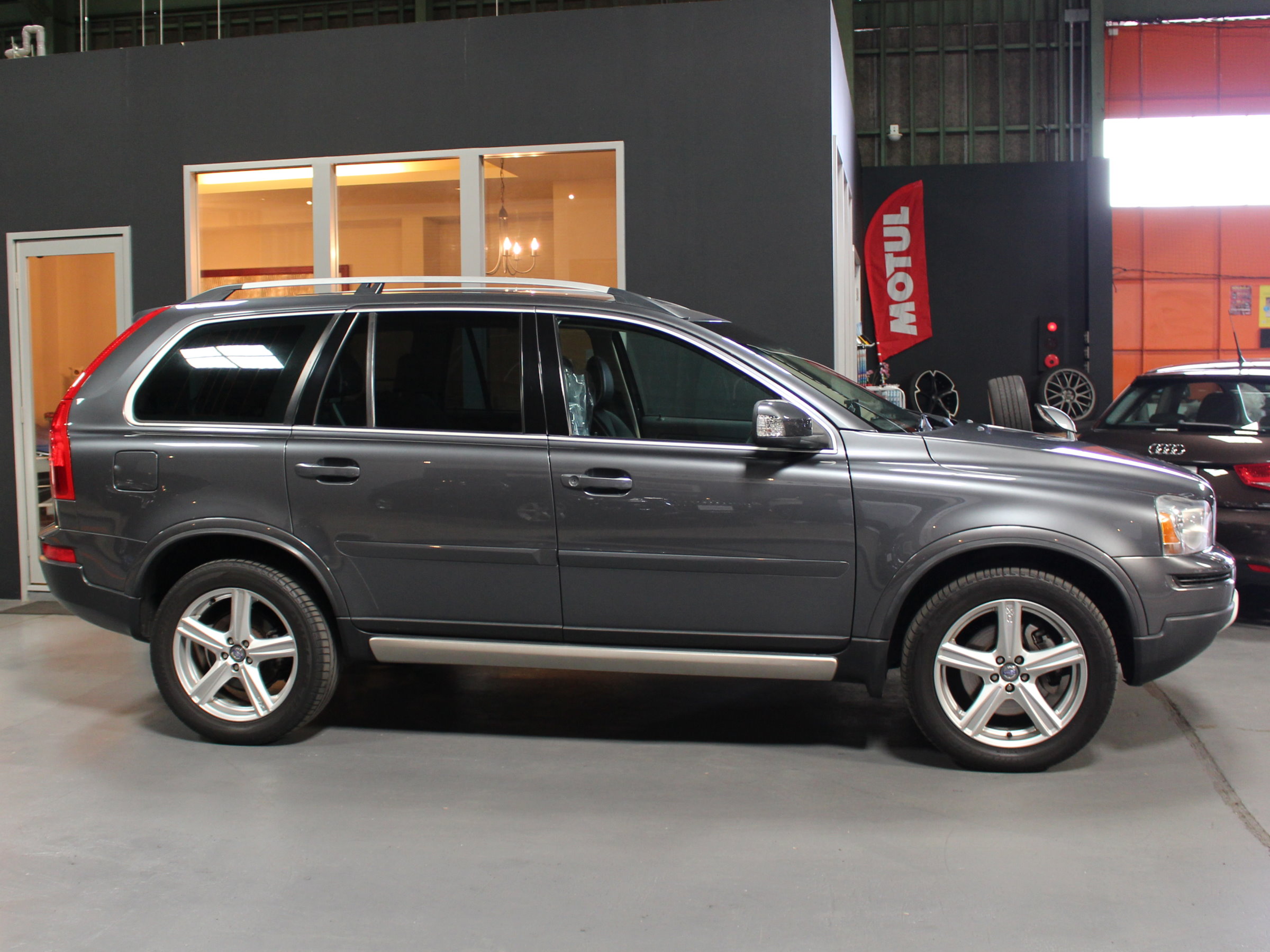 ボルボ　ＸＣ９０　３．２スポーツ