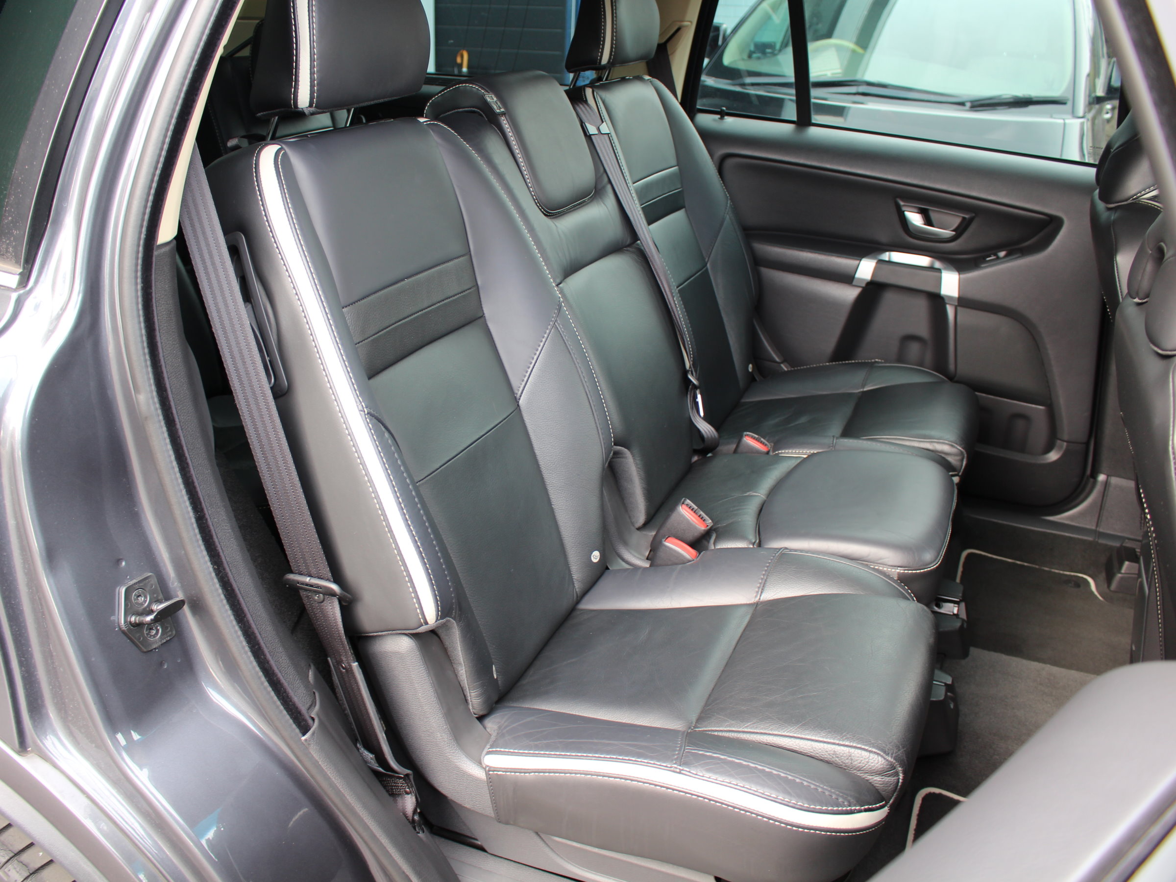 ボルボ　ＸＣ９０　３．２スポーツ