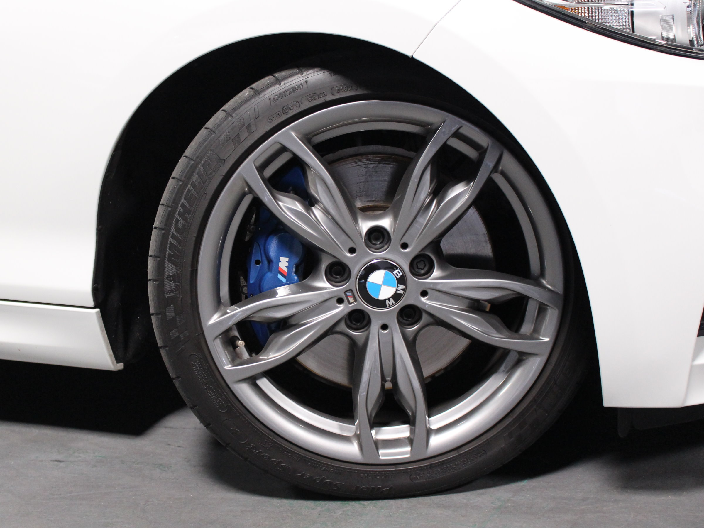 ＢＭＷ　Ｍ２３５ⅰクーペ