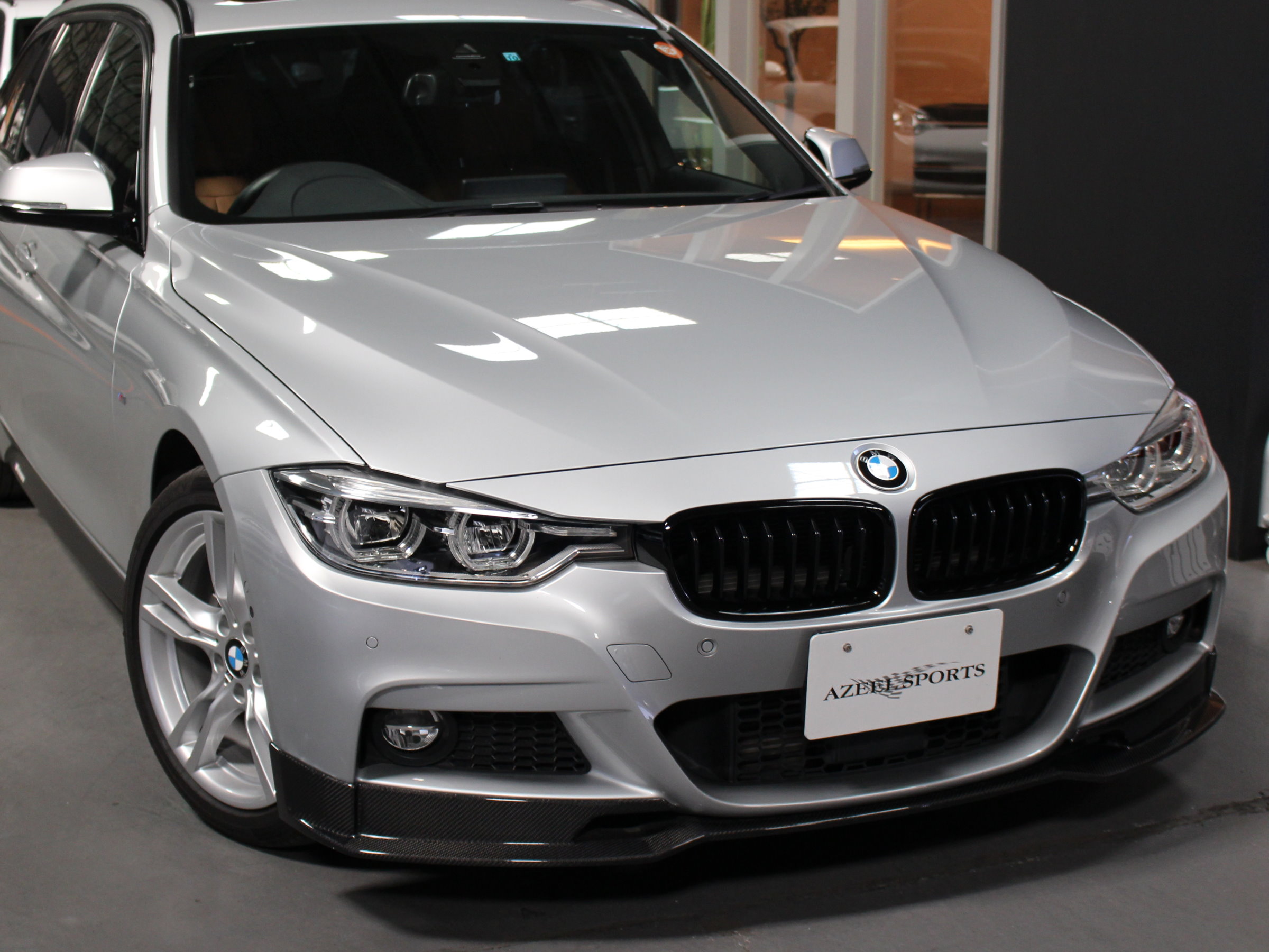 ＢＭＷ　３２０ｄツーリング　Ｍスポーツ　ＬＣＩ後期