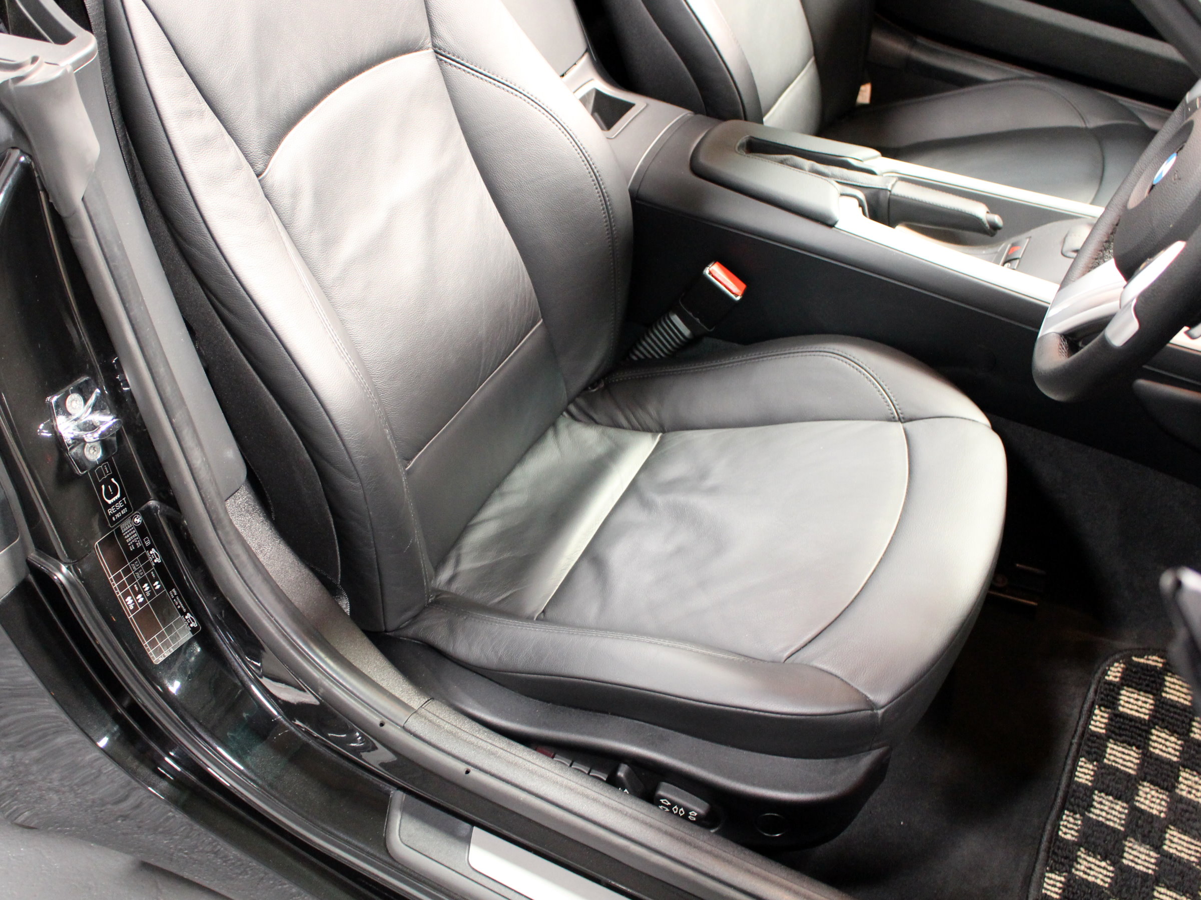 ＢＭＷ　Ｚ４ロードスター　３．０Ｓｉ