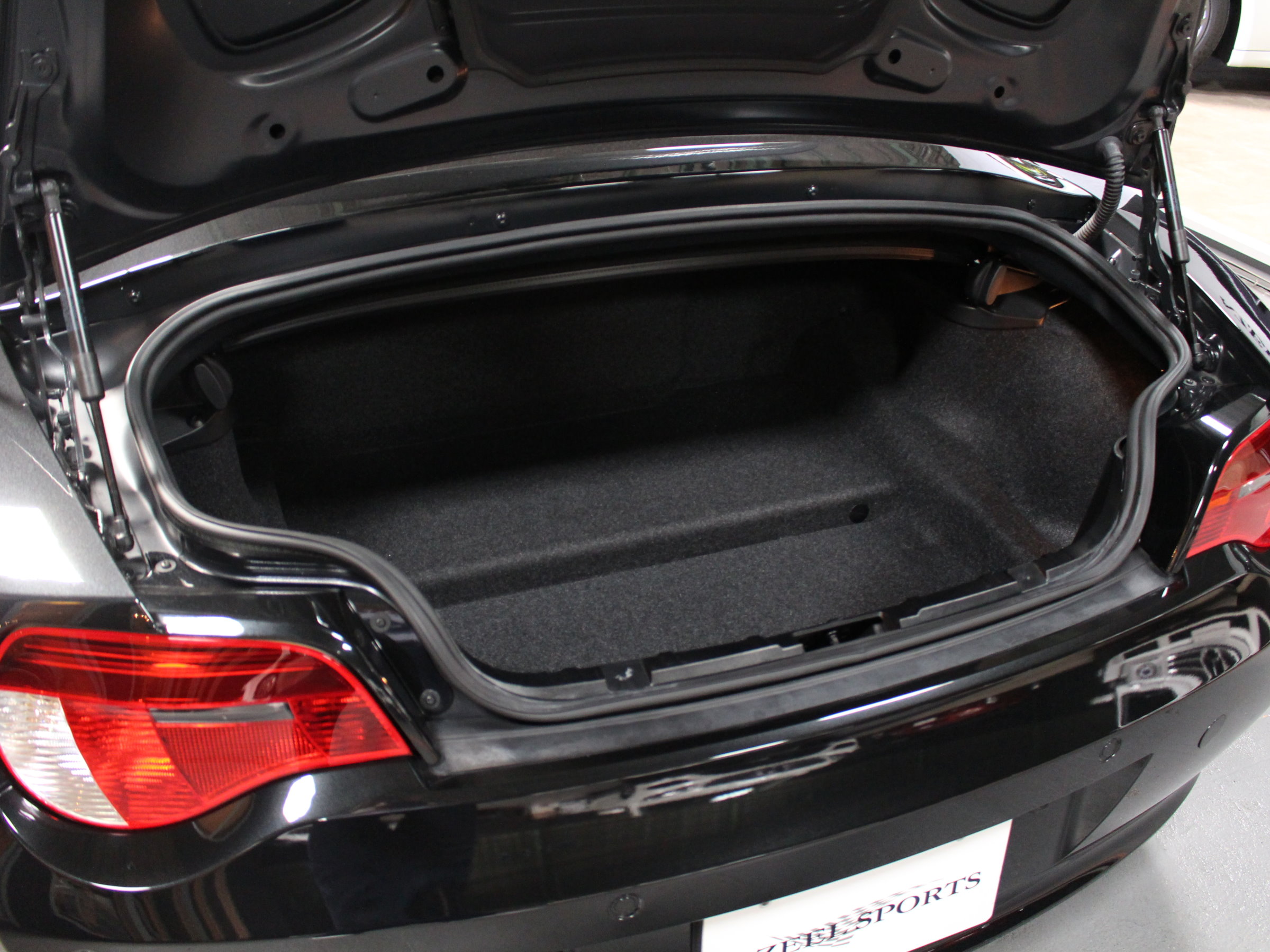 ＢＭＷ　Ｚ４ロードスター　３．０Ｓｉ
