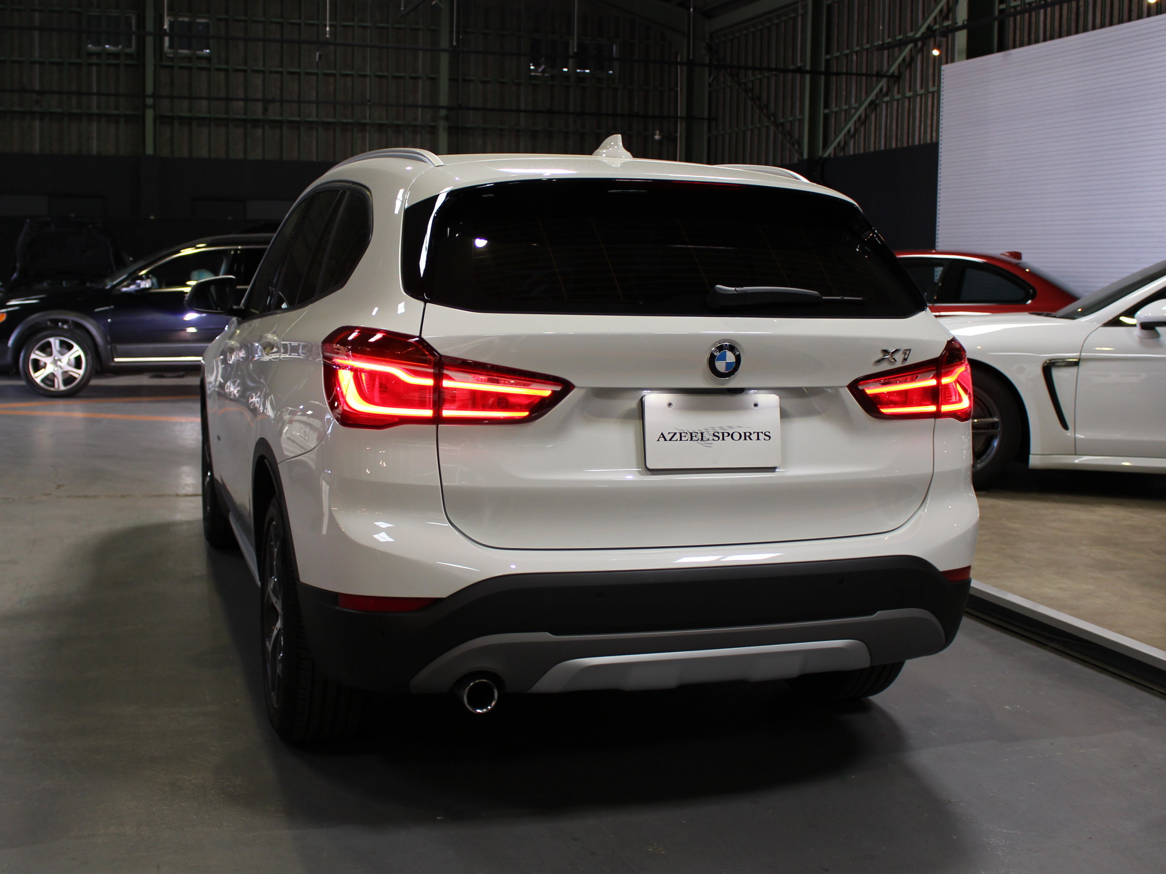 ＢＭＷ　Ｘ１　ｘドライブ１８ｄ　Ｘライン　ハイラインパッケージ