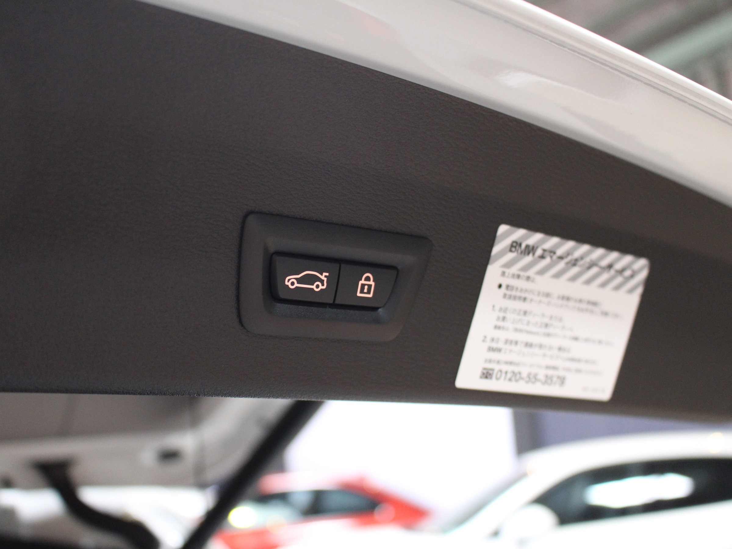 ＢＭＷ　Ｘ１　ｘドライブ１８ｄ　Ｘライン　ハイラインパッケージ