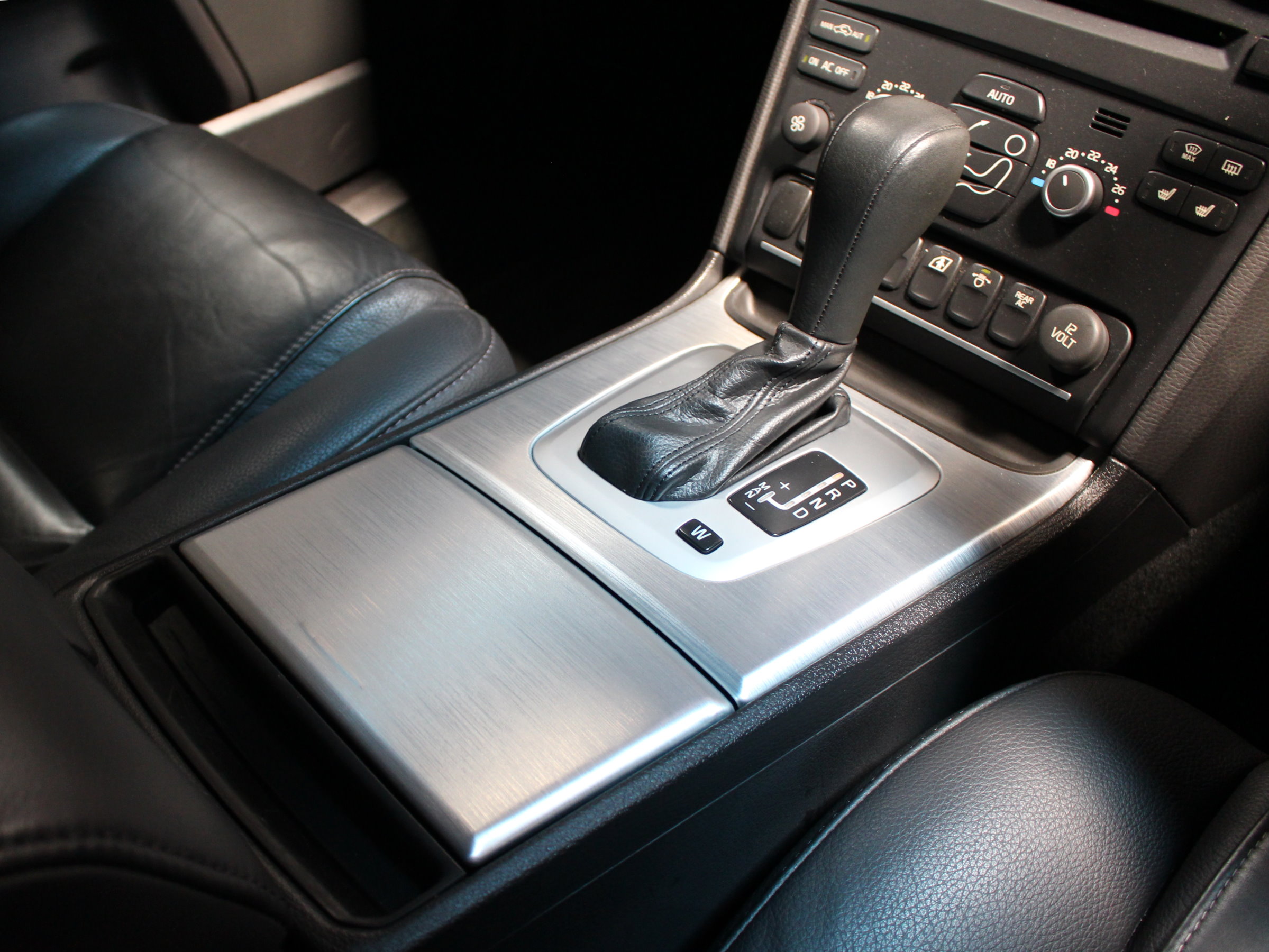ボルボ　ＸＣ９０　３．２　ＡＷＤ