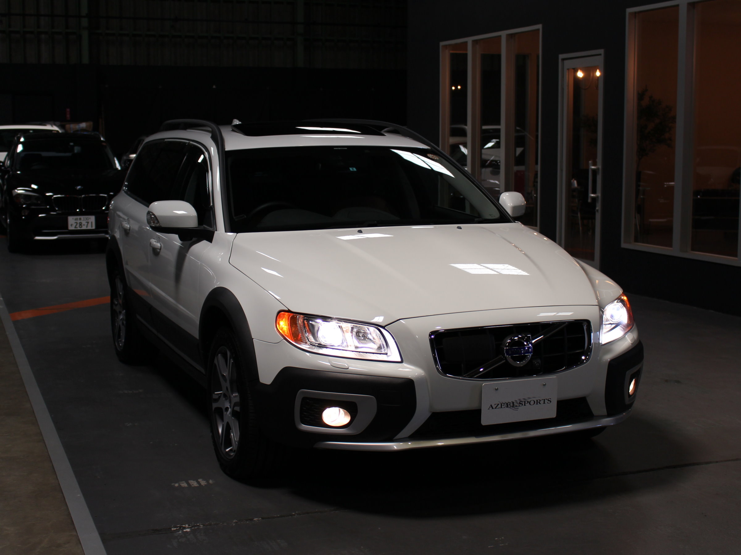 ボルボ　ＸＣ７０　Ｔ６　ＡＷＤ　インスクリプション　レーダーセーフティＰＫＧ