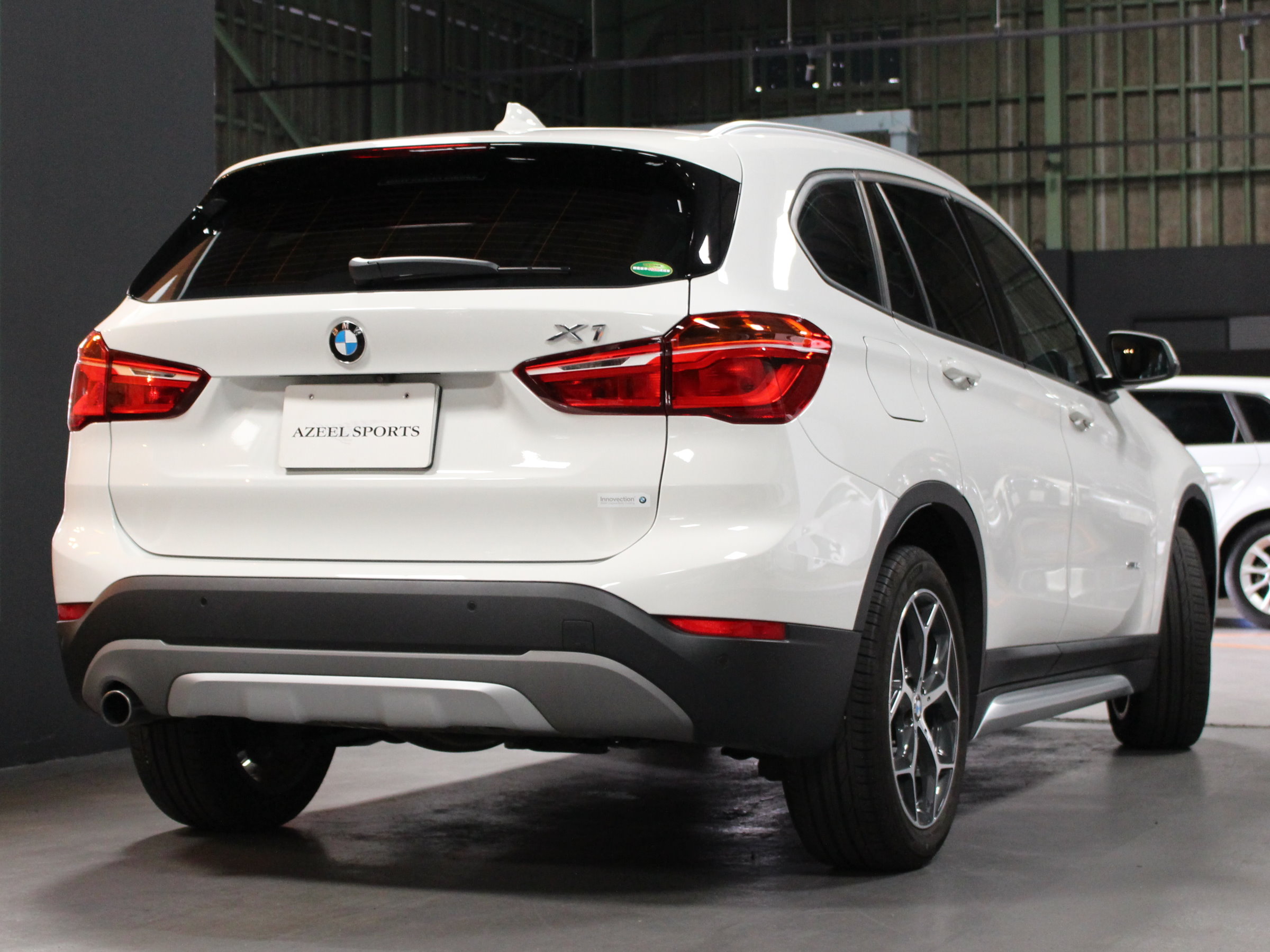 ＢＭＷ　Ｘ１　Ｘドライブ１８ｄ　Ｘライン　ハイラインＰＫＧ