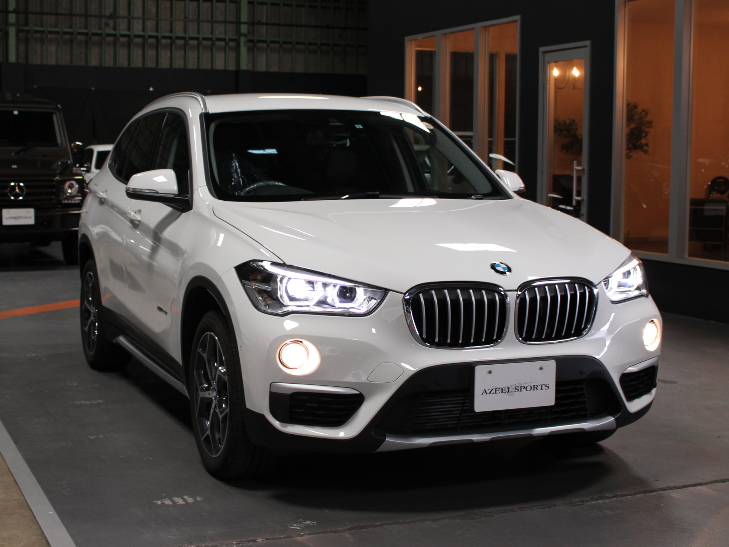 ＢＭＷ　Ｘ１　Ｘドライブ１８ｄ　Ｘライン　ハイラインＰＫＧ