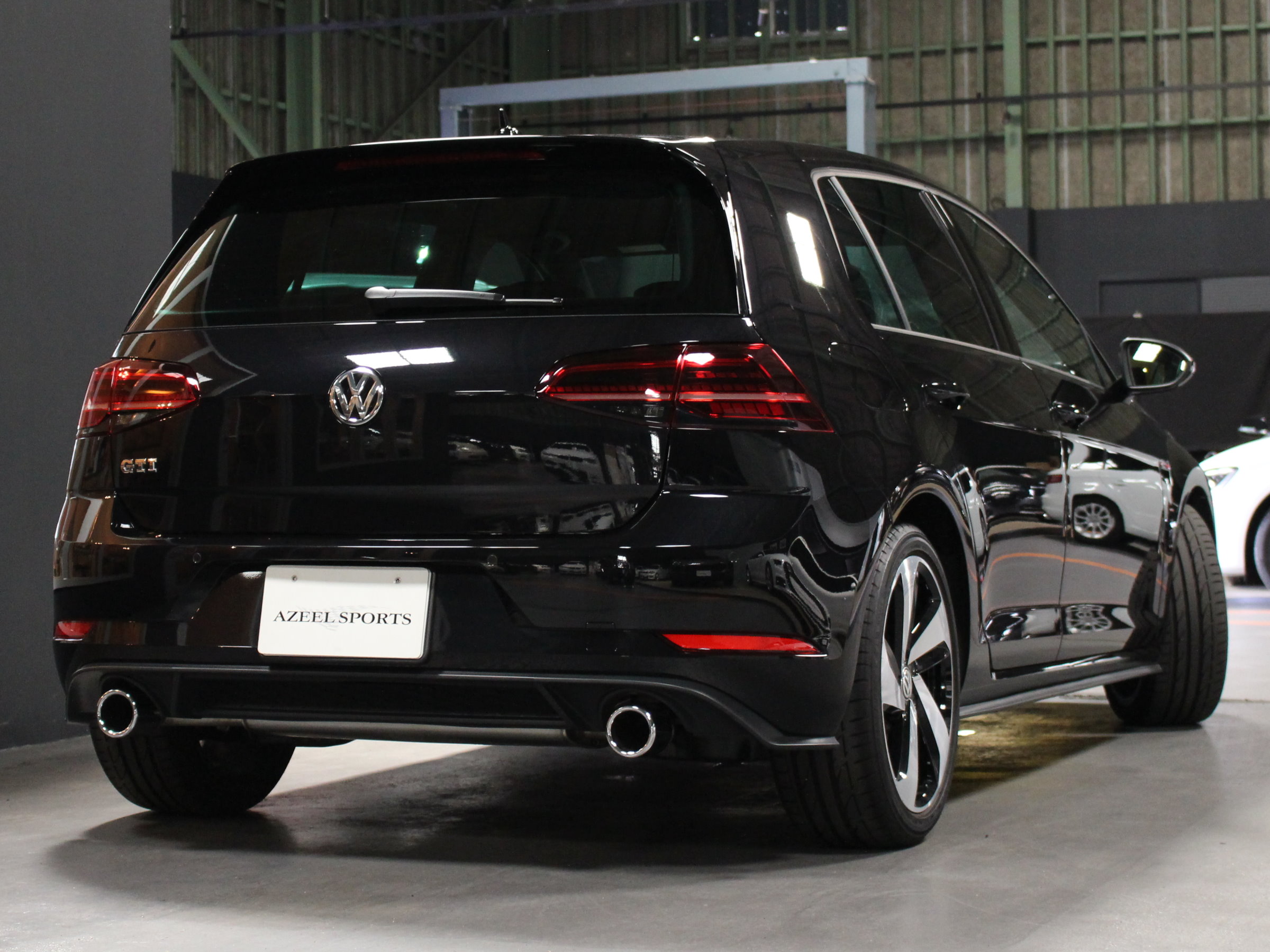 フォルクスワーゲン　ゴルフＧＴＩ　７．５モデル　６速ＭＴ