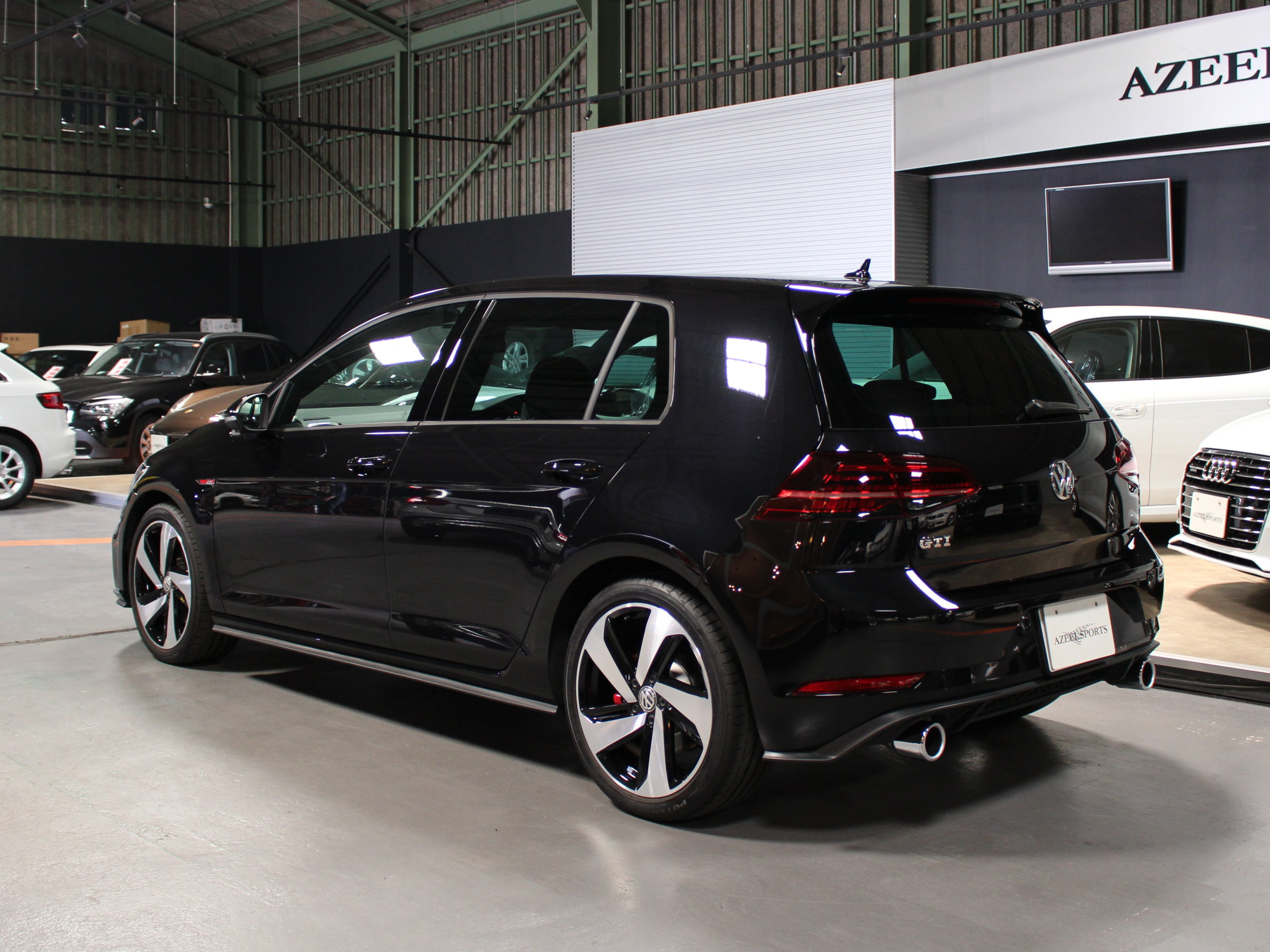 フォルクスワーゲン　ゴルフＧＴＩ　７．５モデル　６速ＭＴ