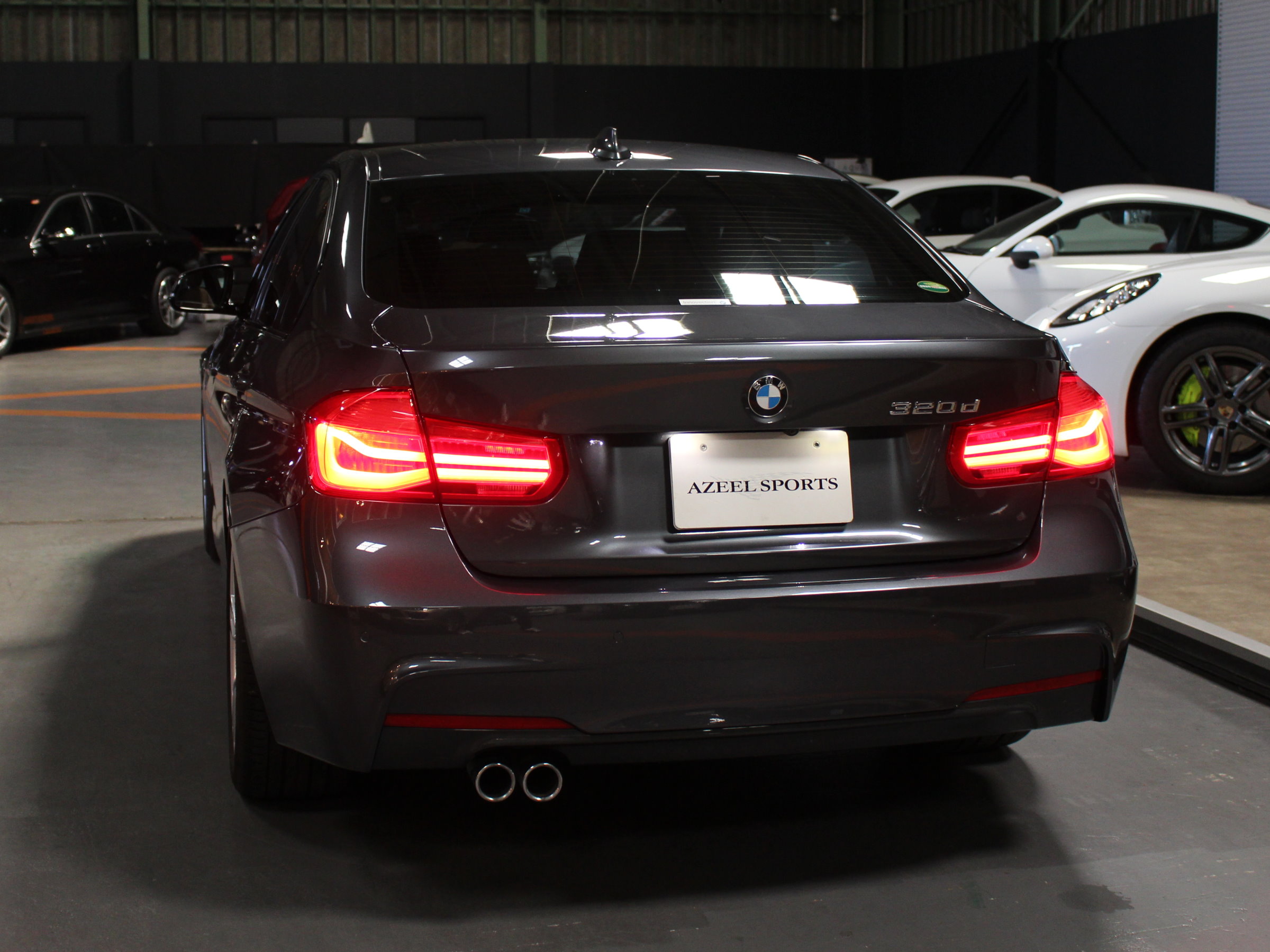 ＢＭＷ　３２０ｄ　Ｍスポーツ　ＬＣＩ後期